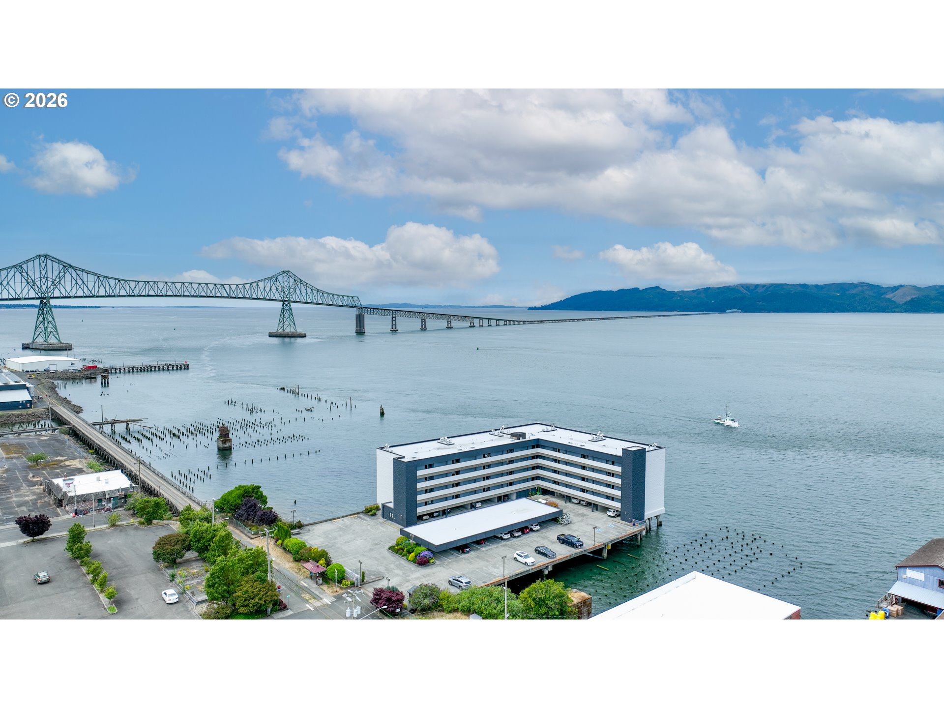 1 3RD ST, Astoria, OR 97103