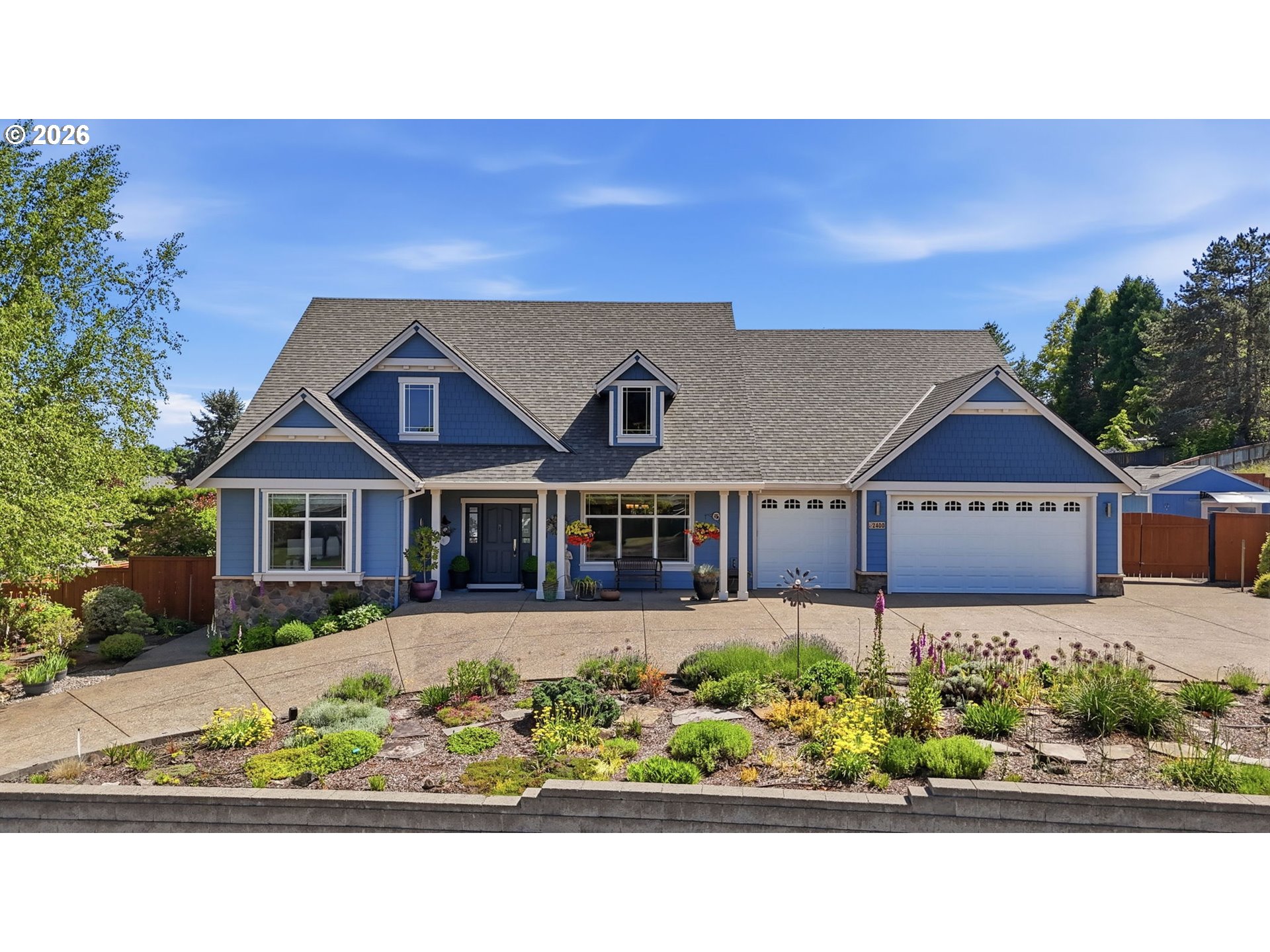 2400 WEST HILLS DR, McMinnville, OR 97128