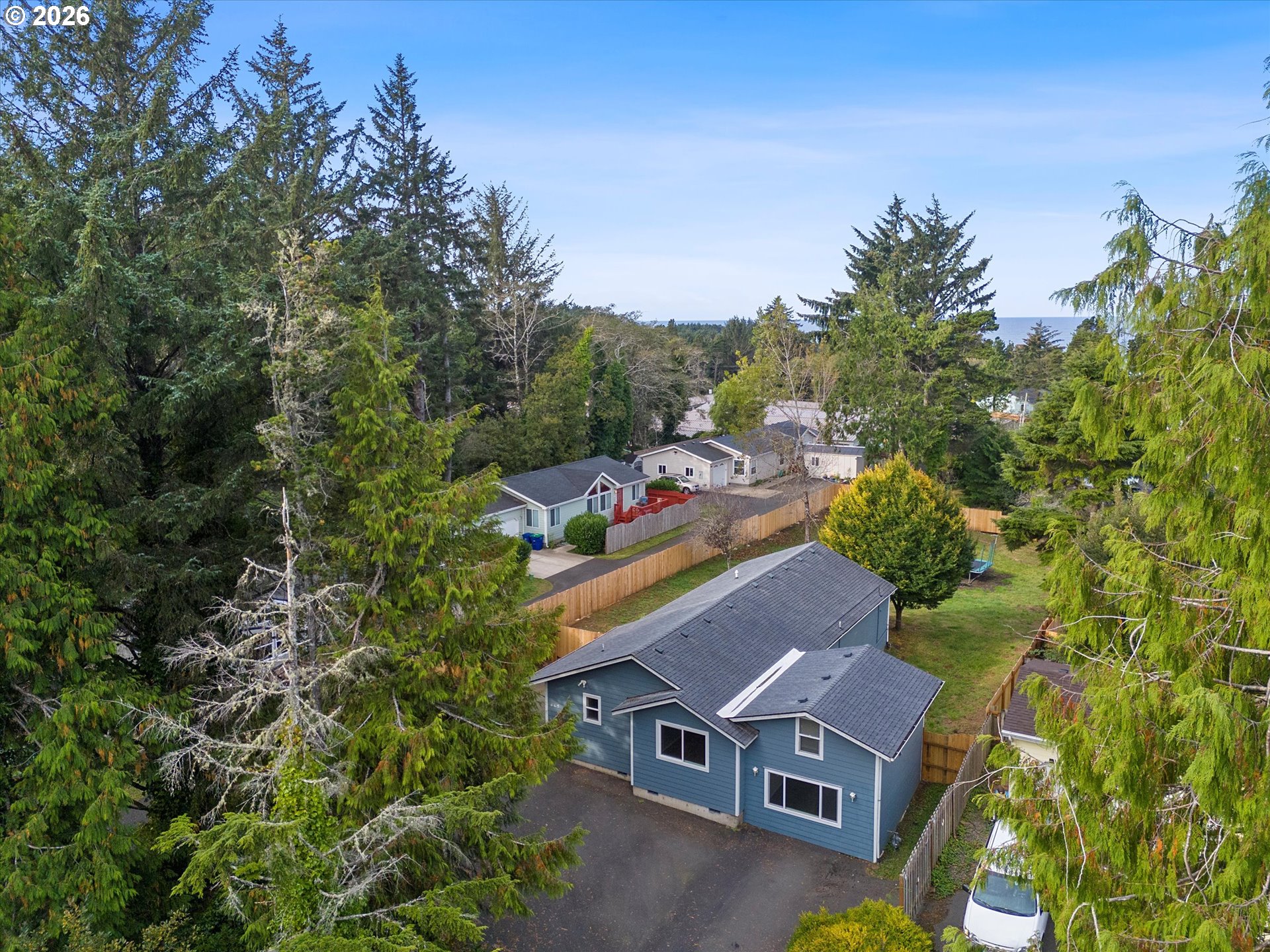 665 INDIAN TRAIL AVE, DepoeBay, OR 97341