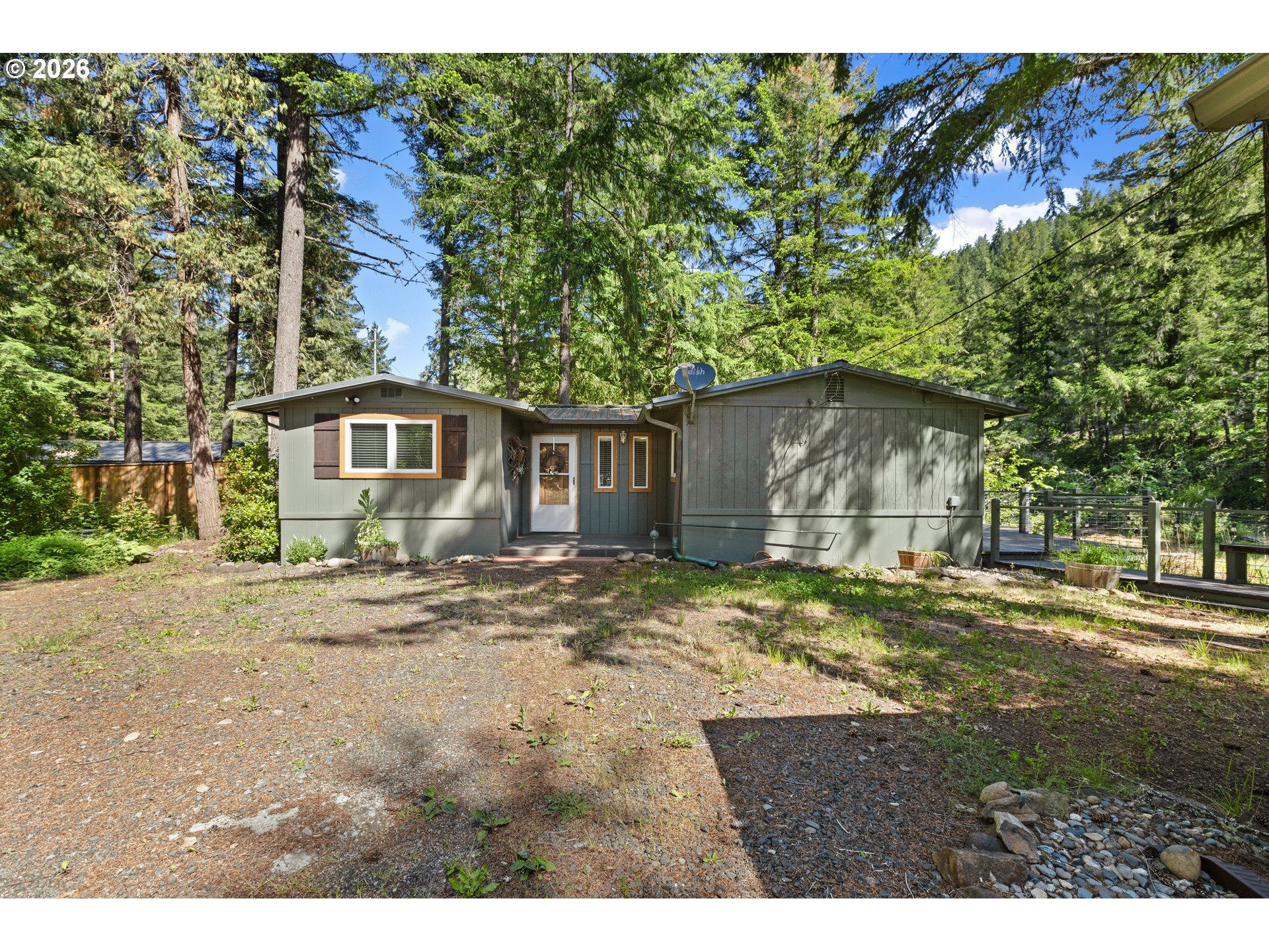 271 ANITA LN, Glide, OR 97443