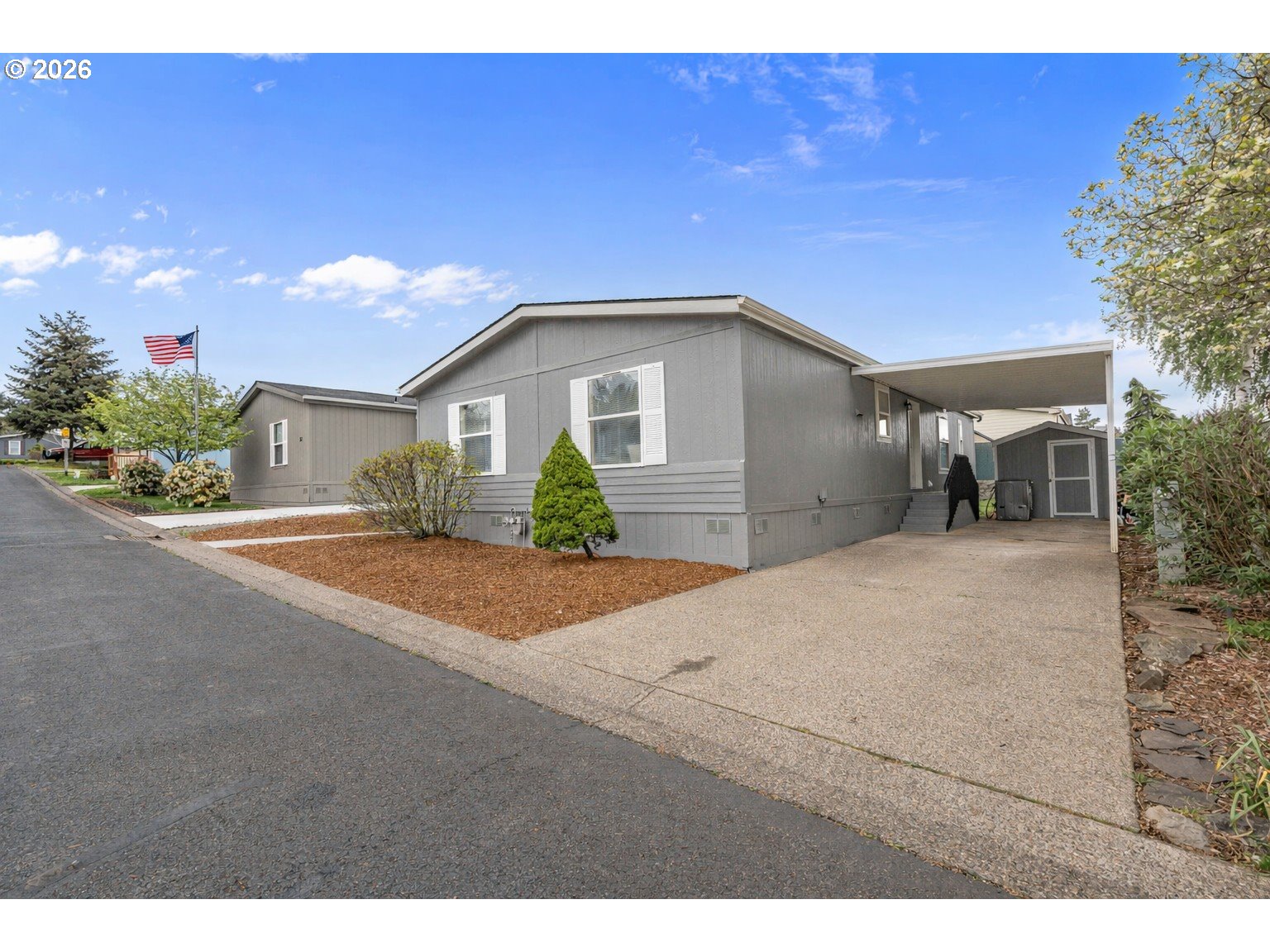 2000 ROBINS LN, Salem, OR 97306