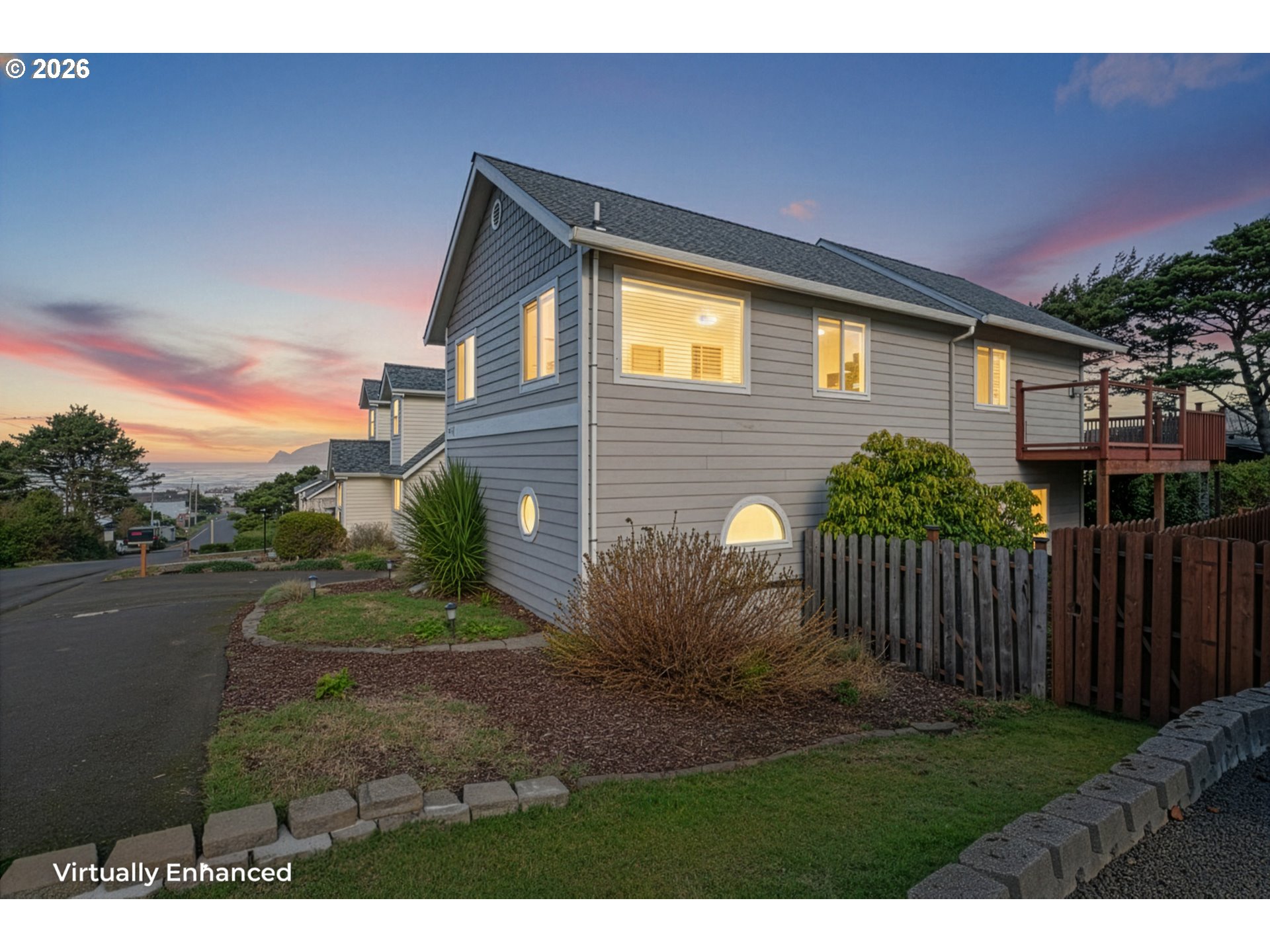 634 EBB AVE, LincolnCity, OR 97367