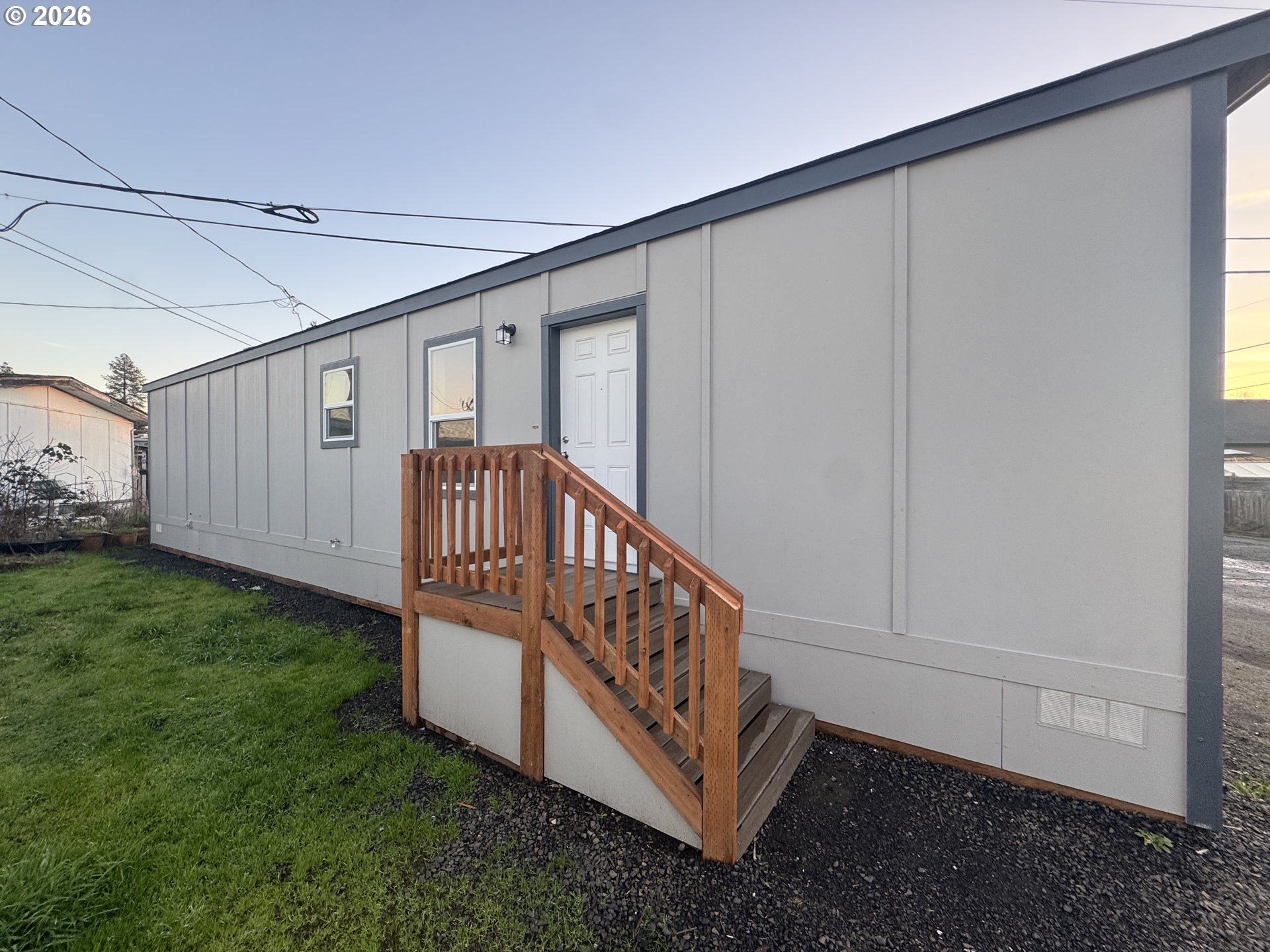 1085 1ST AVE, JunctionCity, OR 97448