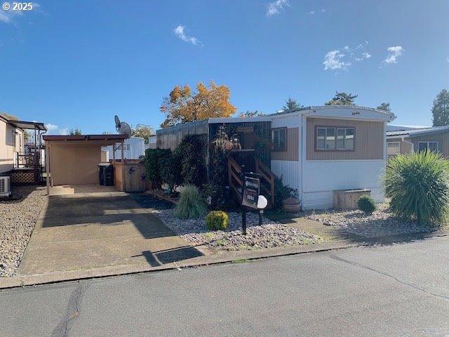 2150 LAURA ST, Springfield, OR 97477