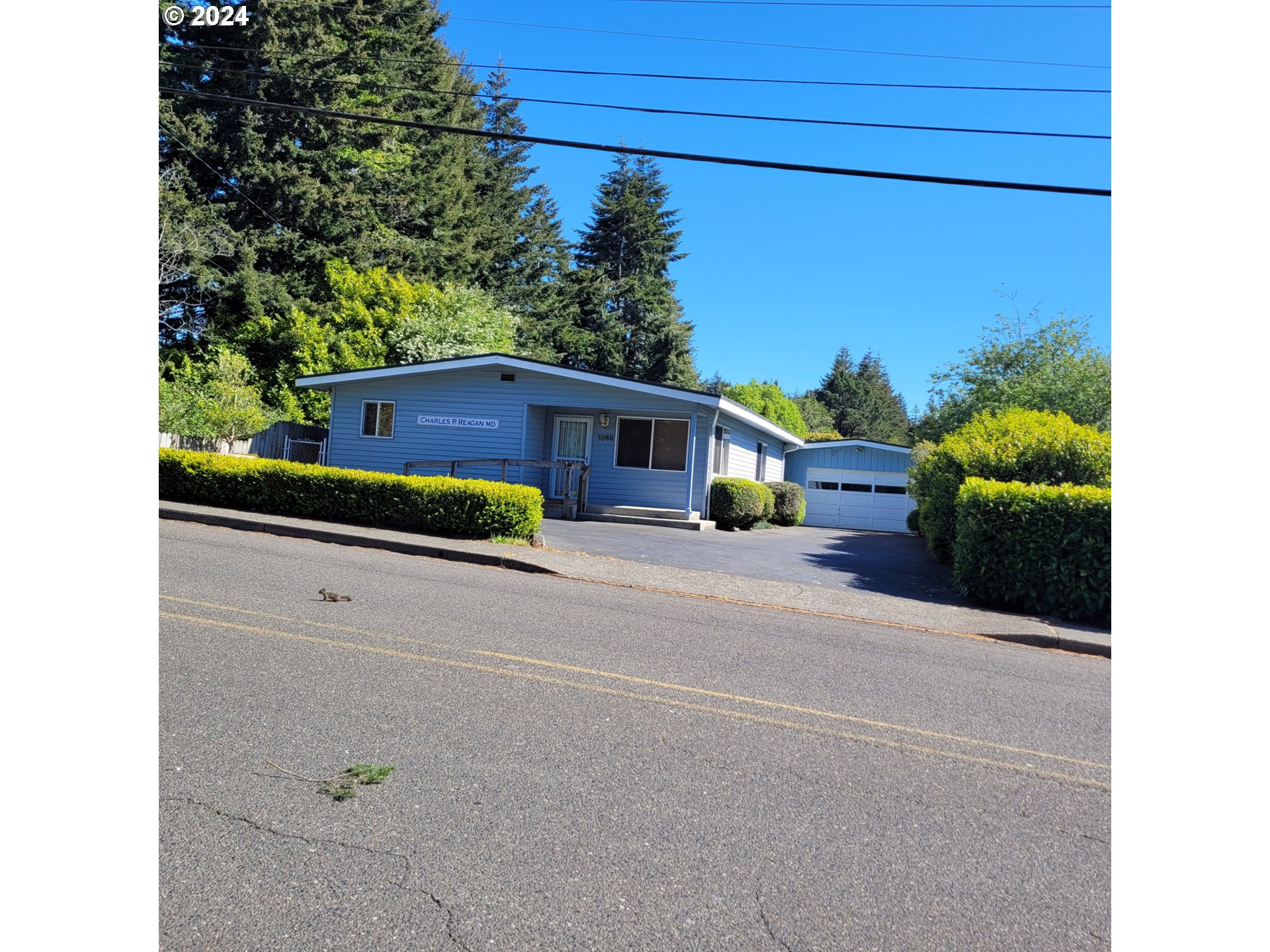 1865 THOMPSON RD, CoosBay, OR 97420