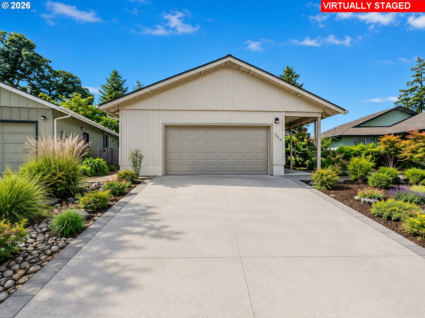1886 WOODSTOCK CIR, Salem, OR 97304