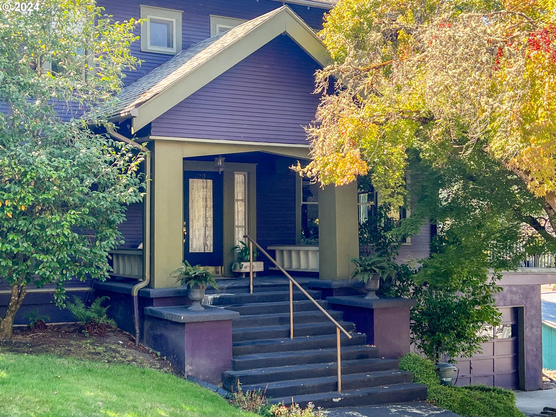 1235 CASS AVE, Roseburg, OR 97470