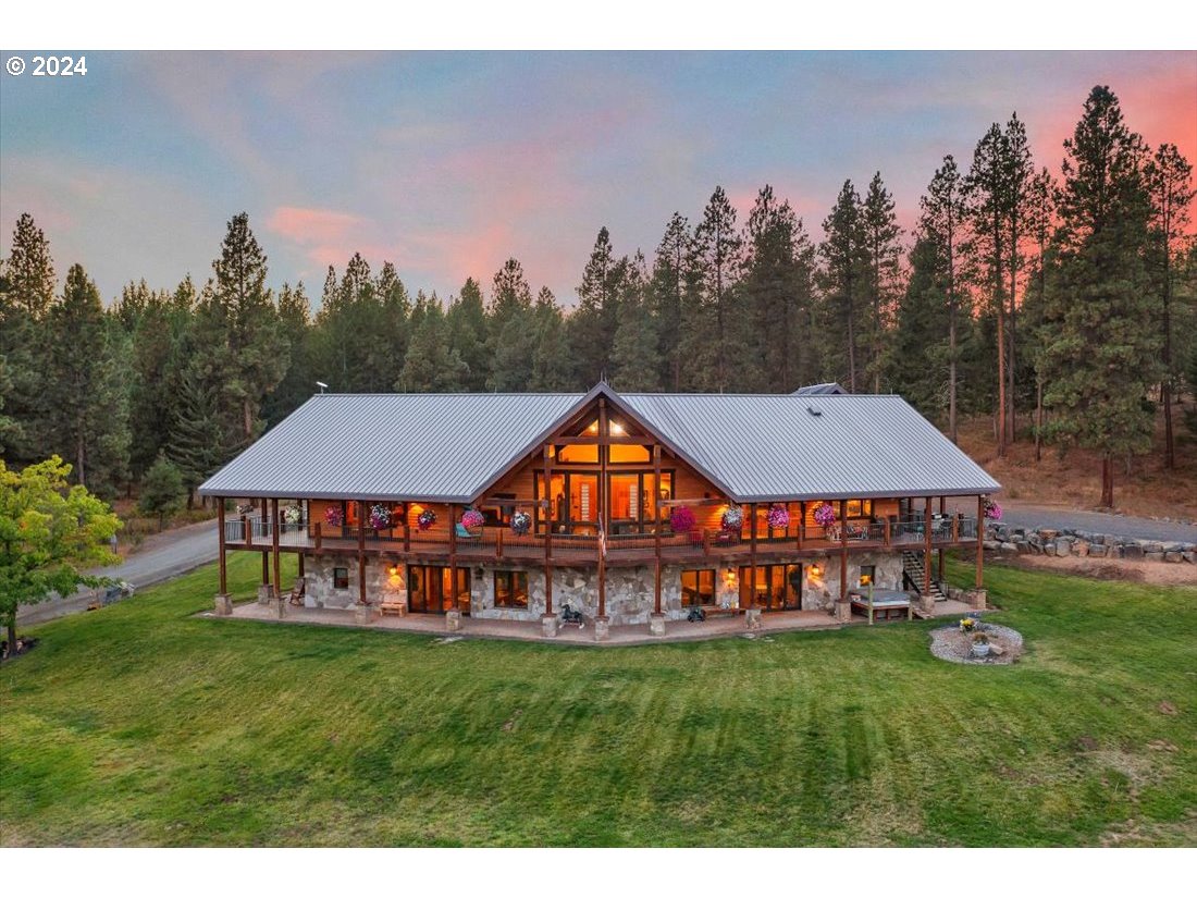 62924 WOLF CREEK LN, NorthPowder, OR 97867