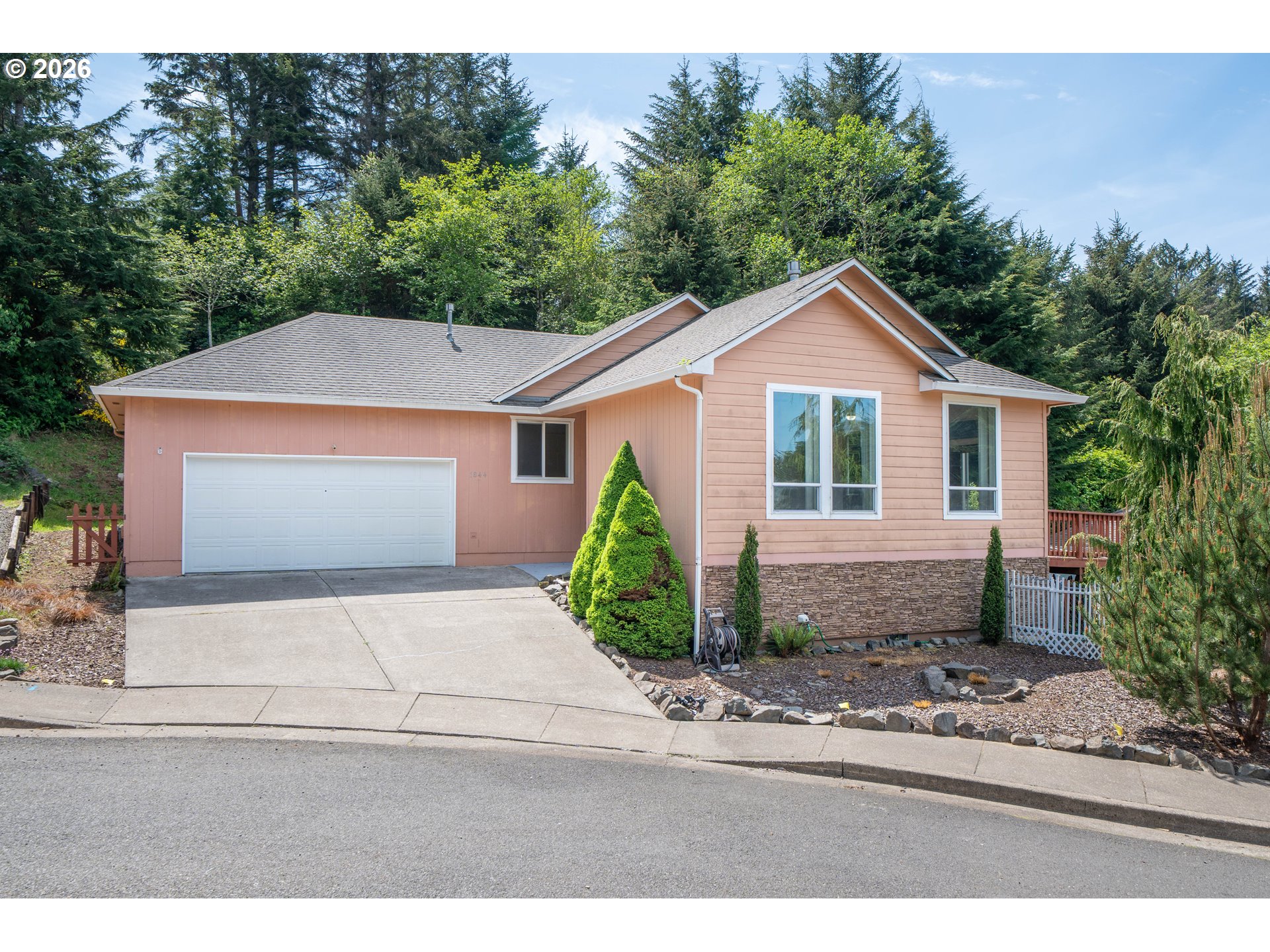 1844 19TH ST, LincolnCity, OR 97367