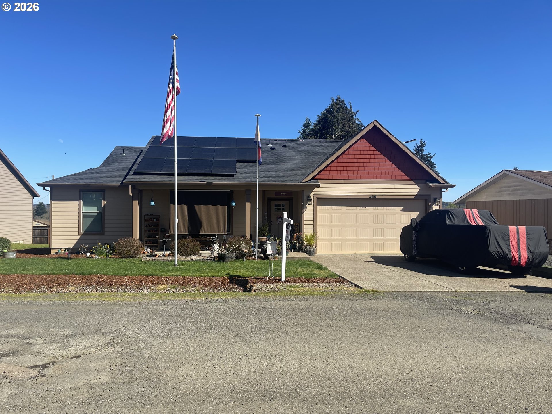 408 OAK ST, Willamina, OR 97396