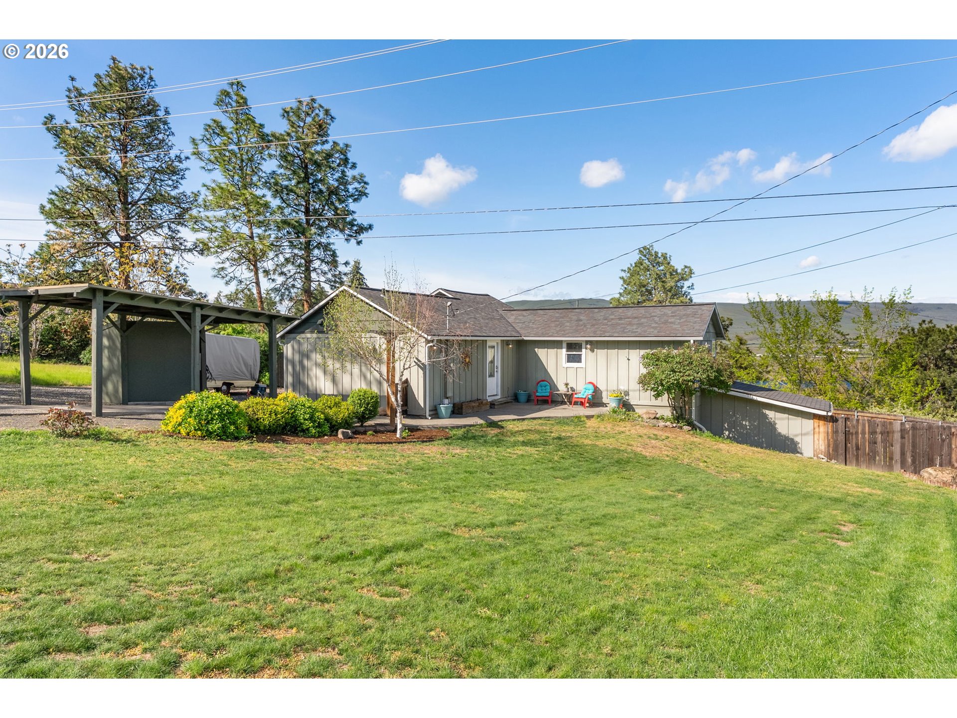 410 15TH PL, TheDalles, OR 97058