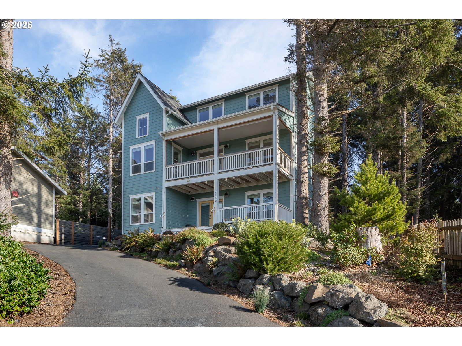 2160 COAST AVE, LincolnCity, OR 97367