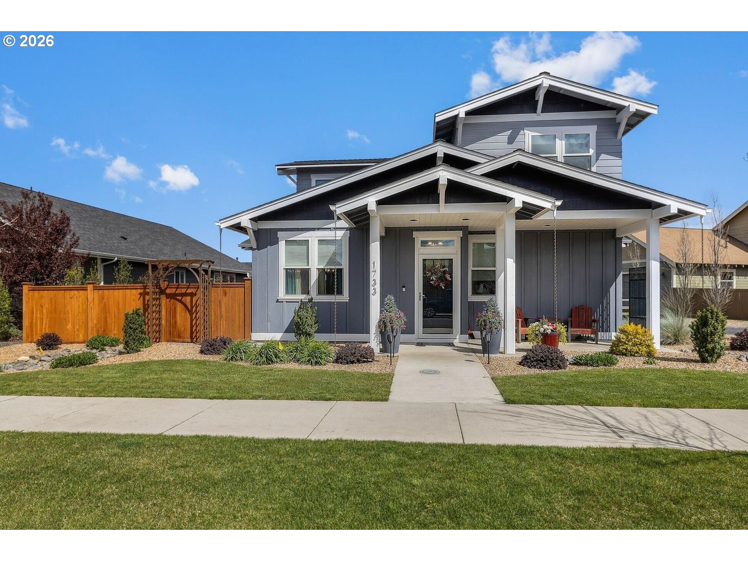 1733 HEMLOCK AVE, Redmond, OR 97756