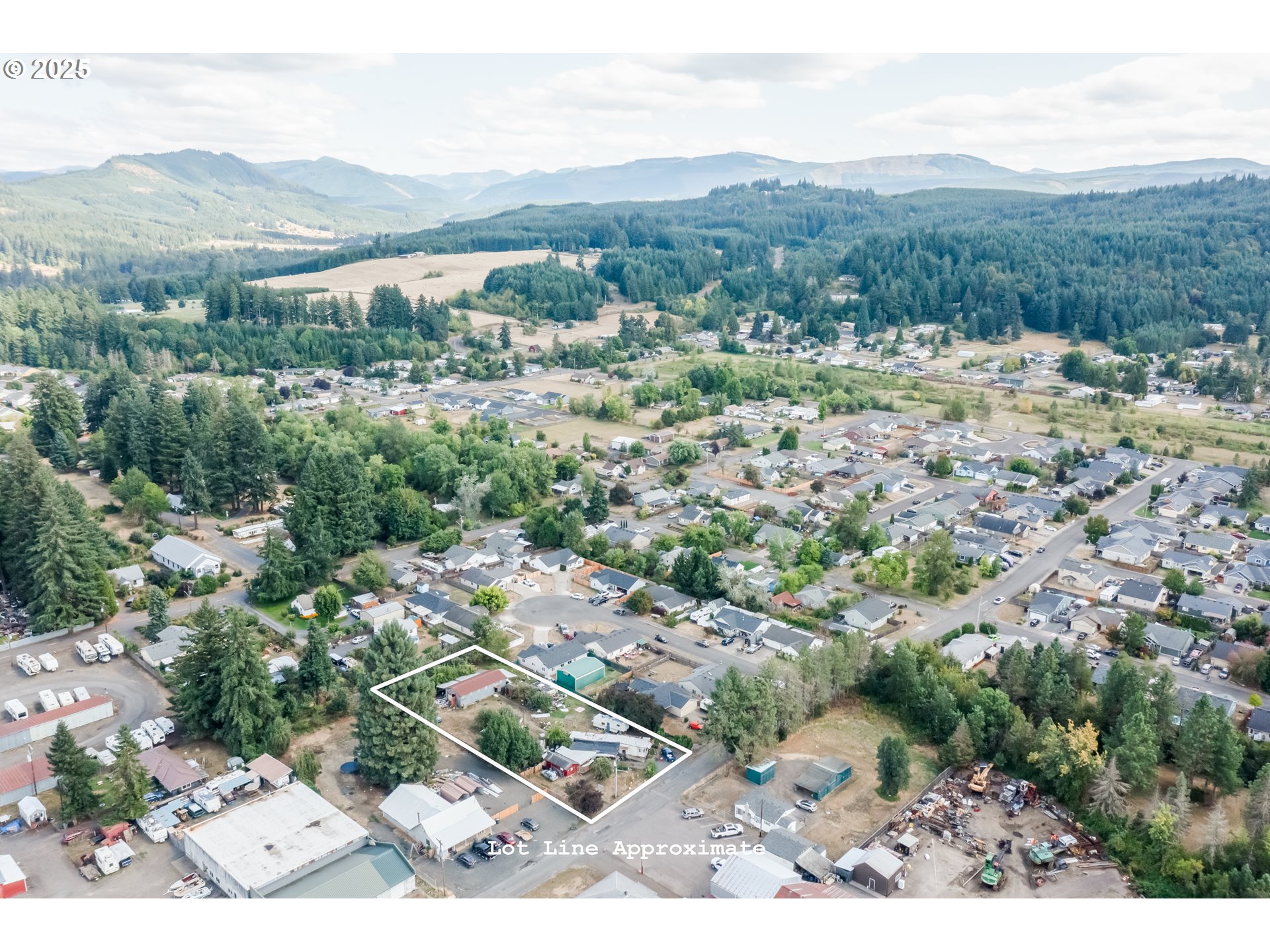 1285 46TH AVE, SweetHome, OR 97386