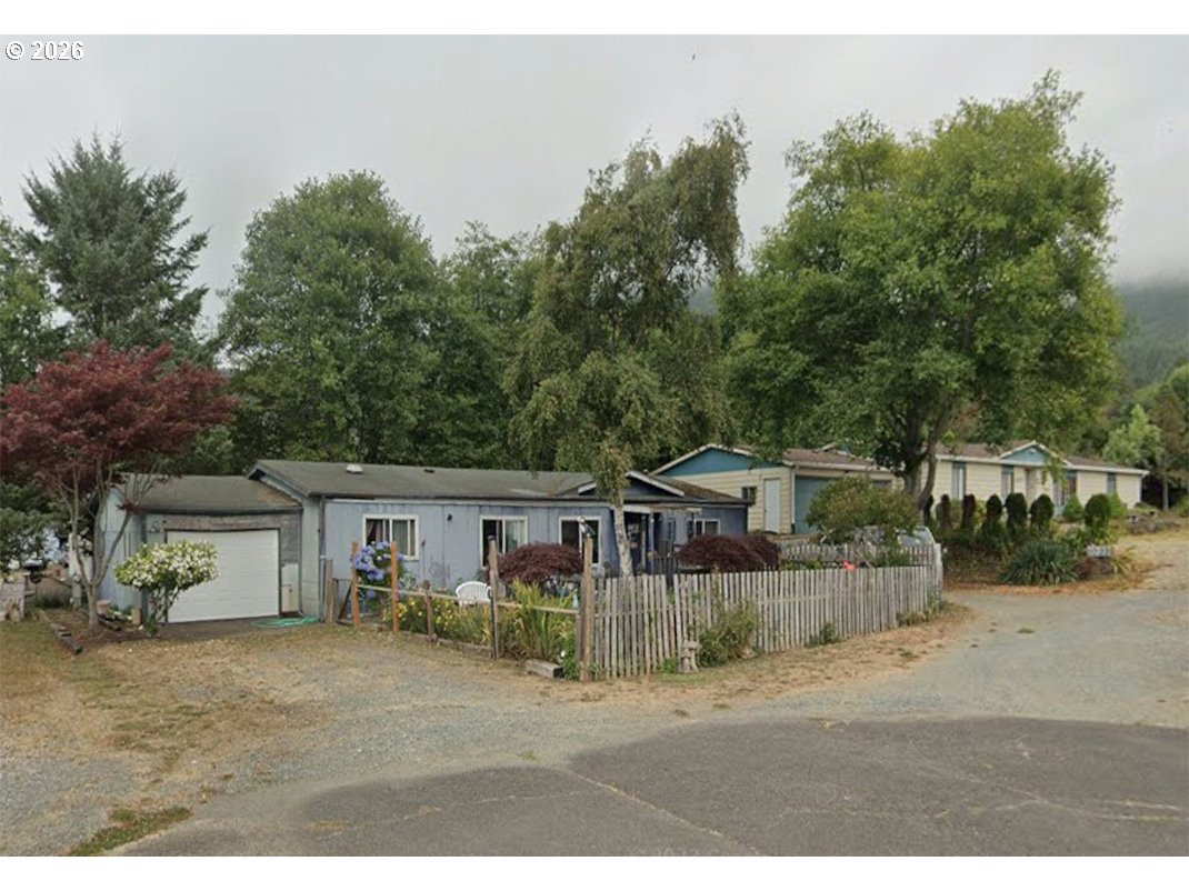 1040 CHARLOTTE CT, RockawayBeach, OR 97136