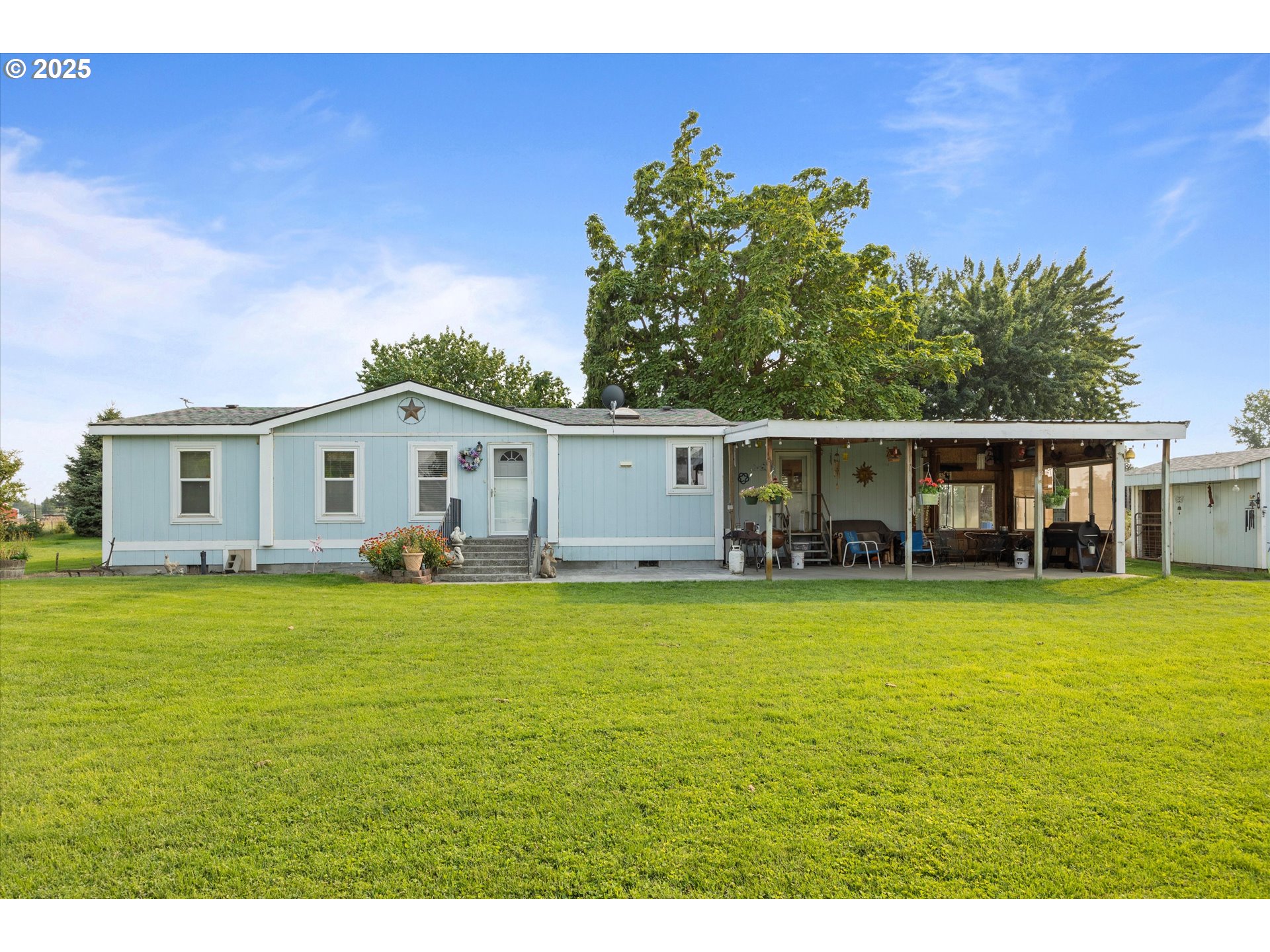 32402 Shoop Ln, Hermiston, OR 97838