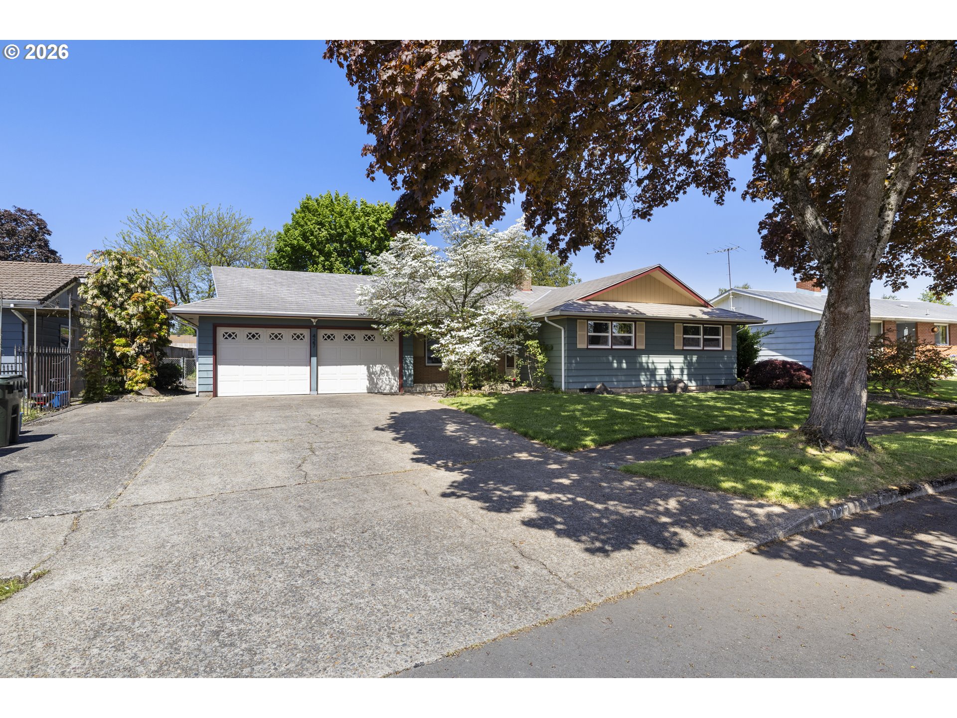 427 WILSHIRE DR