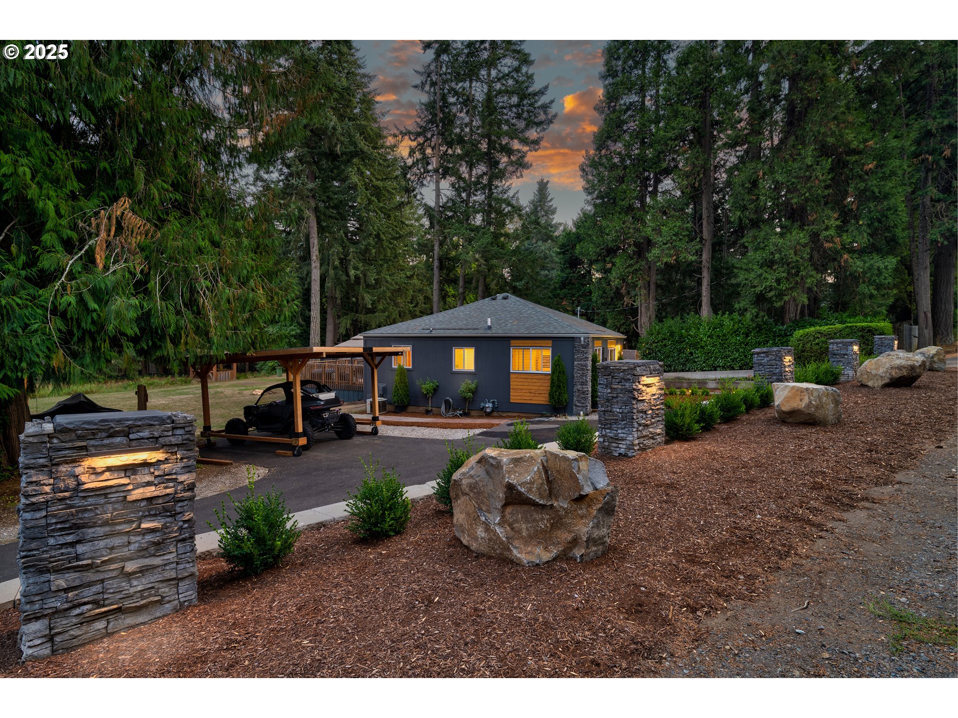150 REES HILL RD, Salem, OR 97306