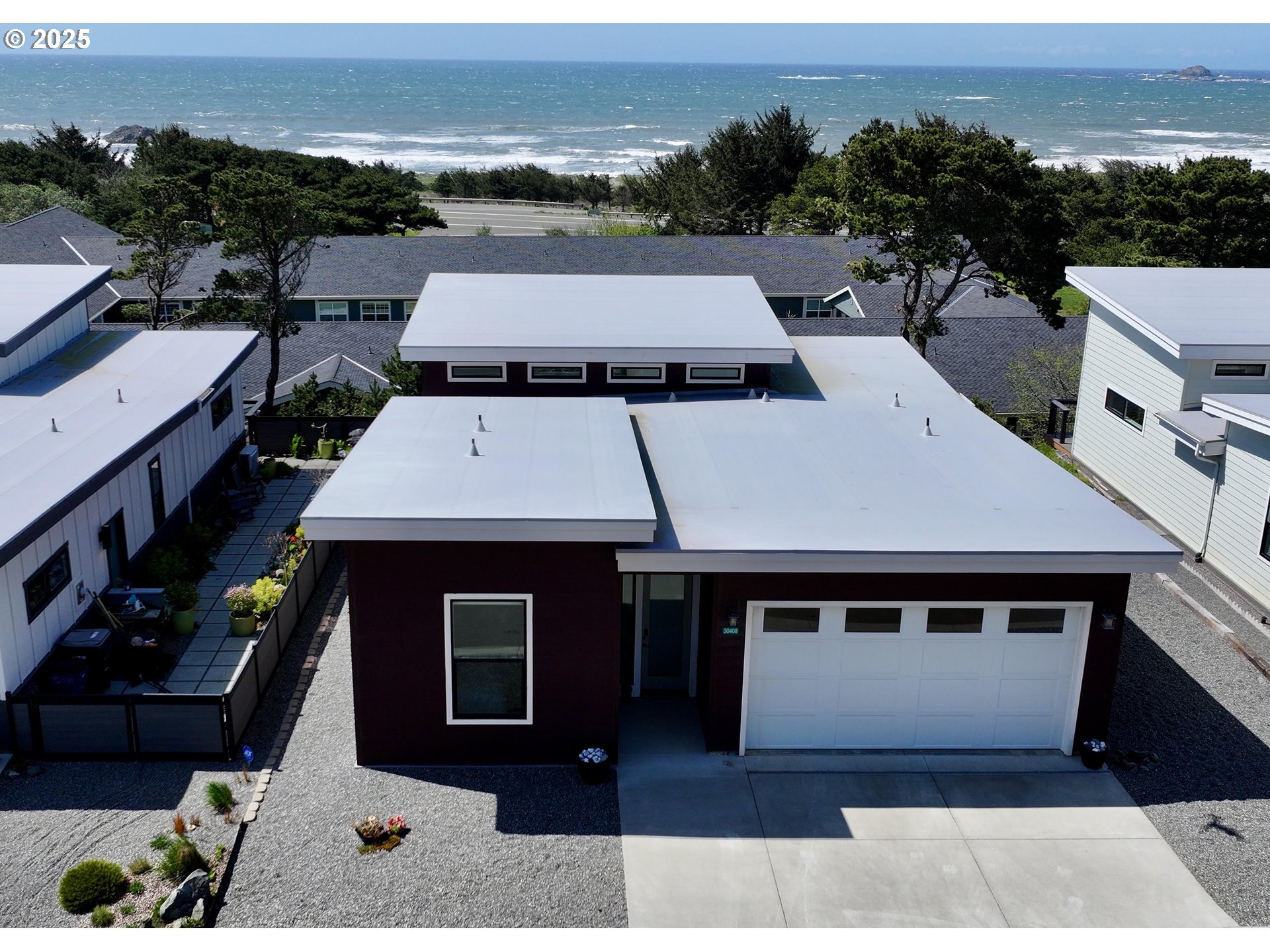 30408 SAWYER WAY, GoldBeach, OR 97444
