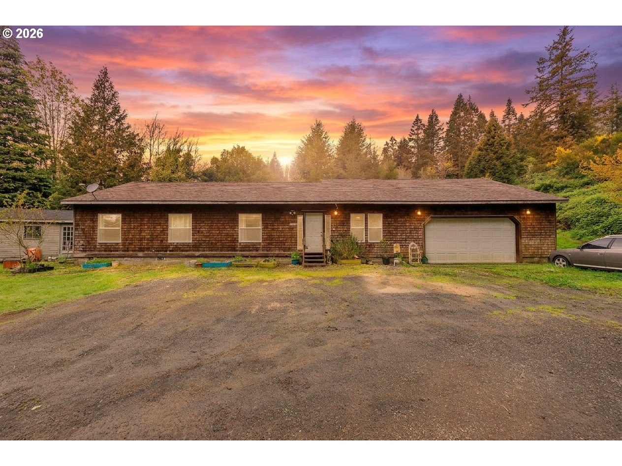 93751 COOS SUMNER LN, CoosBay, OR 97420