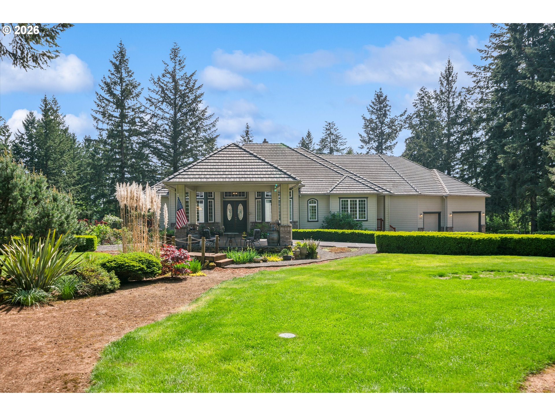 13226 CLIFFSIDE DR, Mulino, OR 97042
