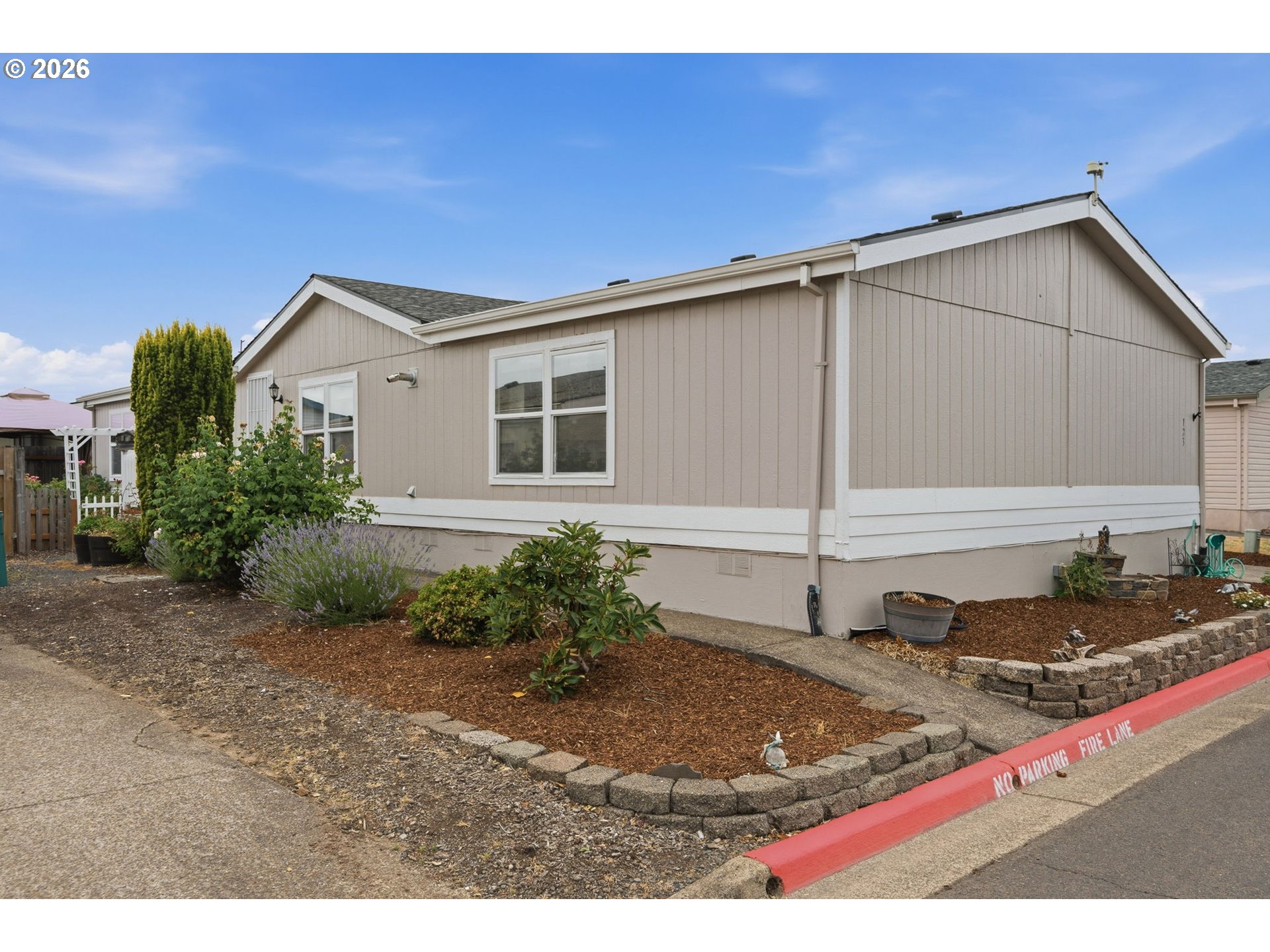 1000 MCKERN CT, Newberg, OR 97132