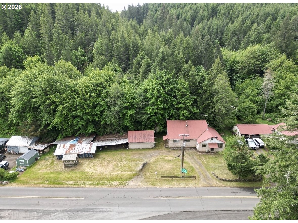 39688 ROW RIVER RD, Dorena, OR 97434
