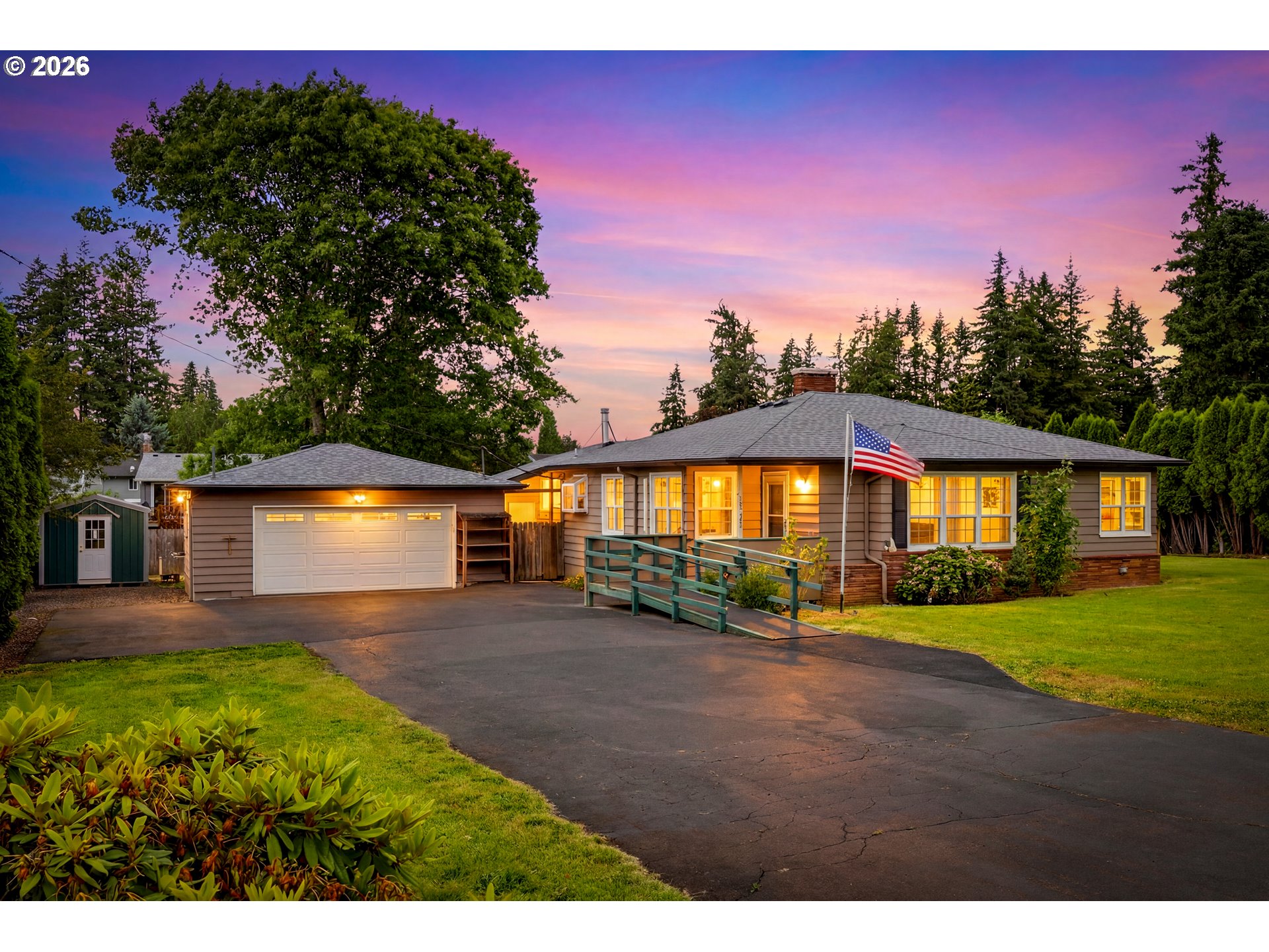 18121 LANGENSAND RD, Sandy, OR 97055