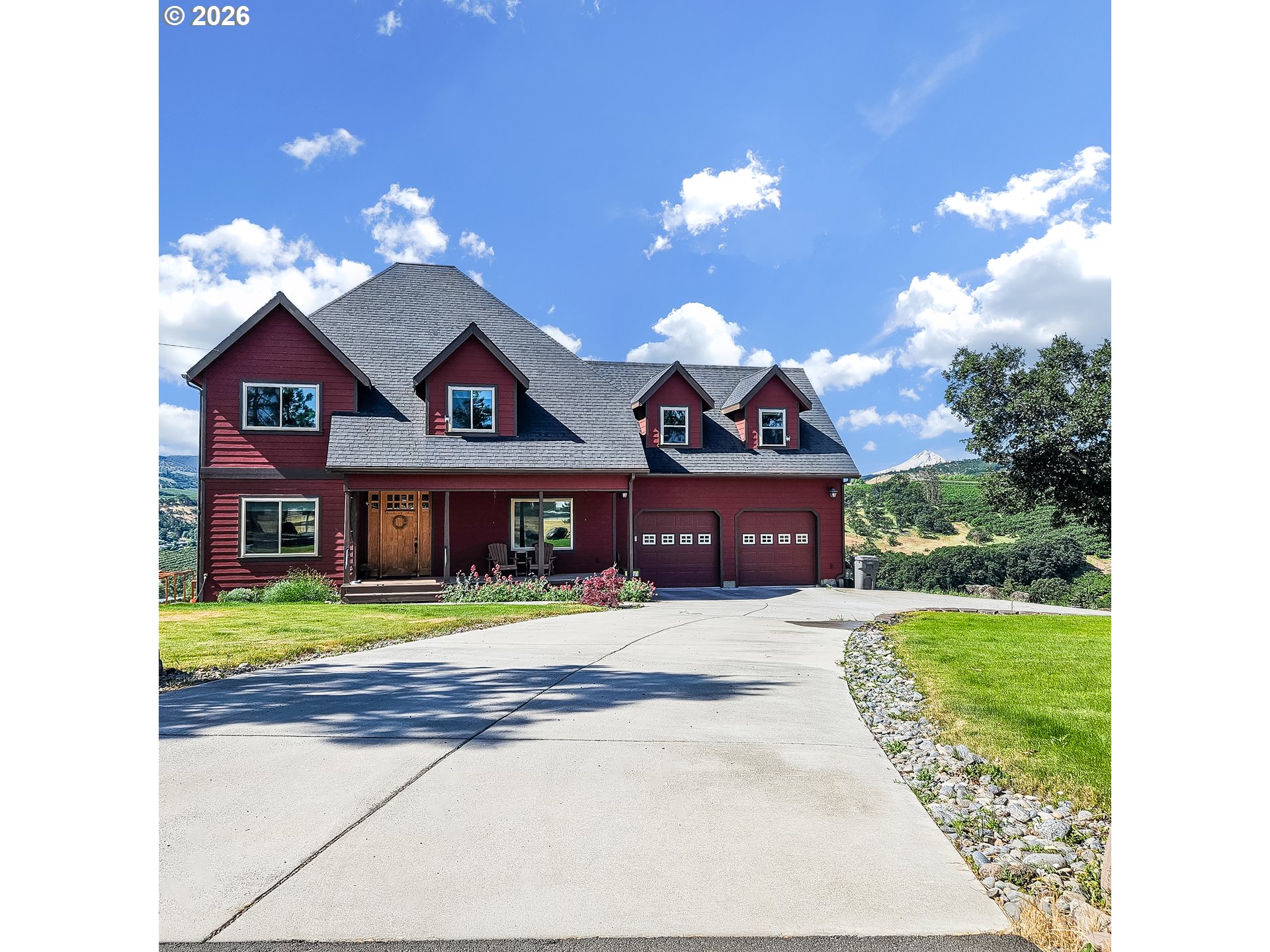 1306 HERMITS WAY, TheDalles, OR 97058