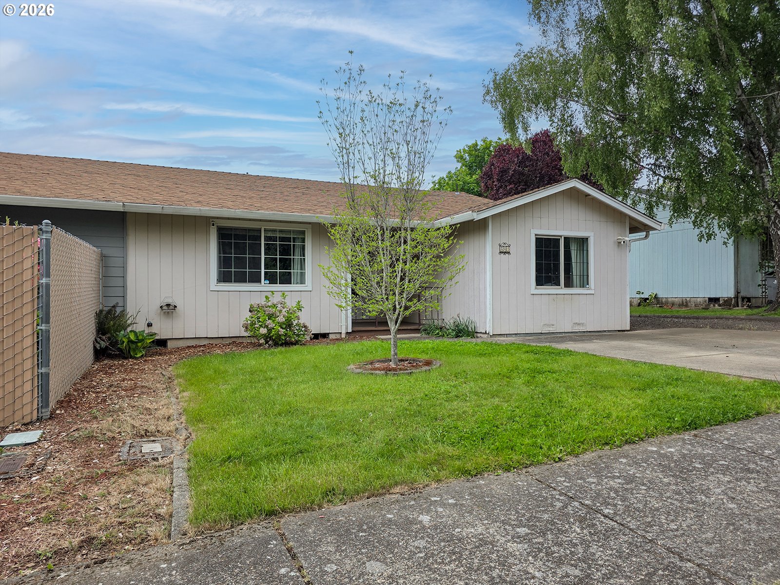 225 FLEISHAUER LN, McMinnville, OR 97128
