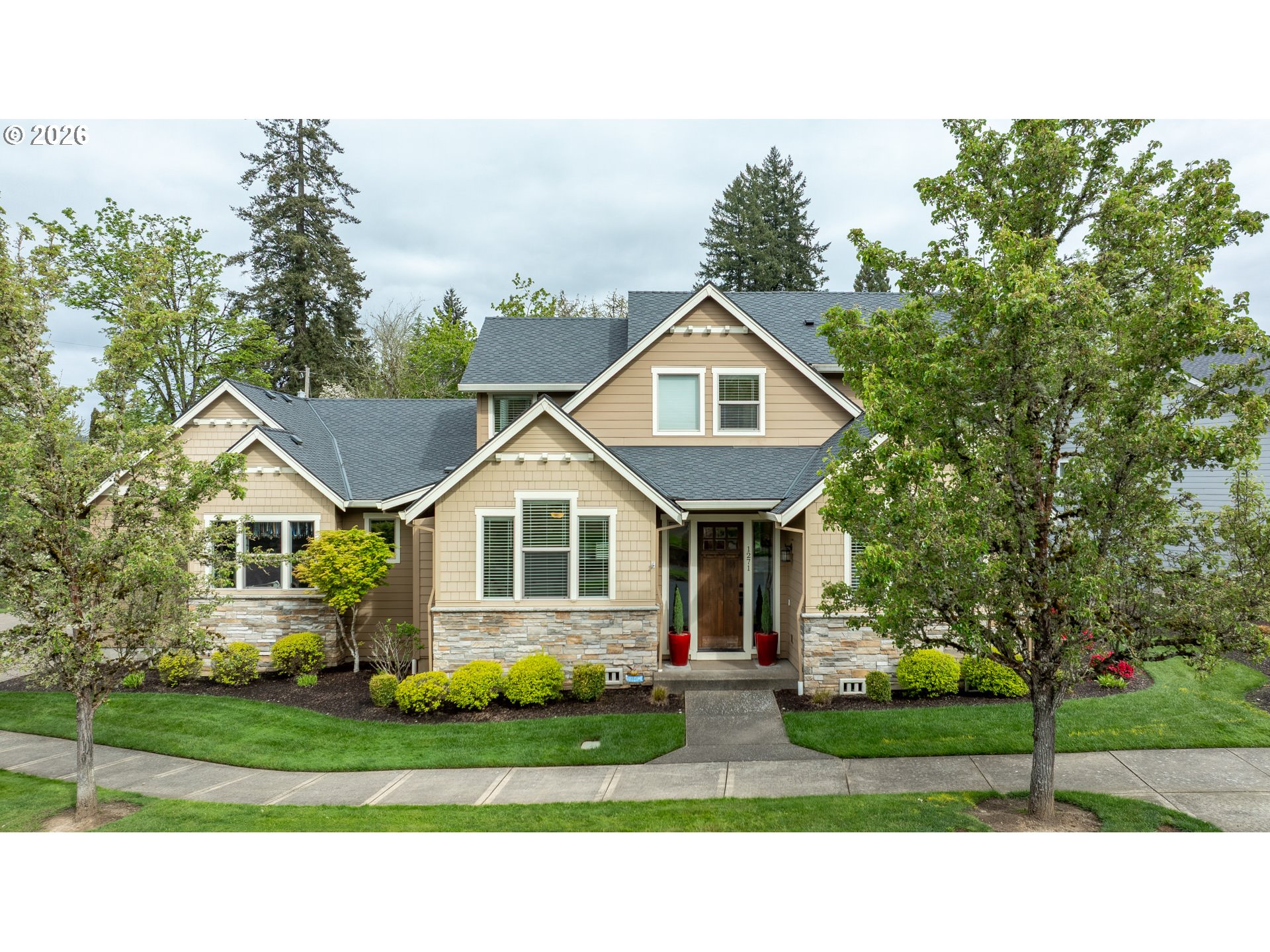 1271 FOREST GLEN DR, McMinnville, OR 97128