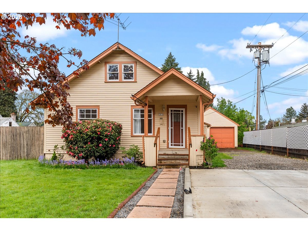 1818 ELM ST, ForestGrove, OR 97116