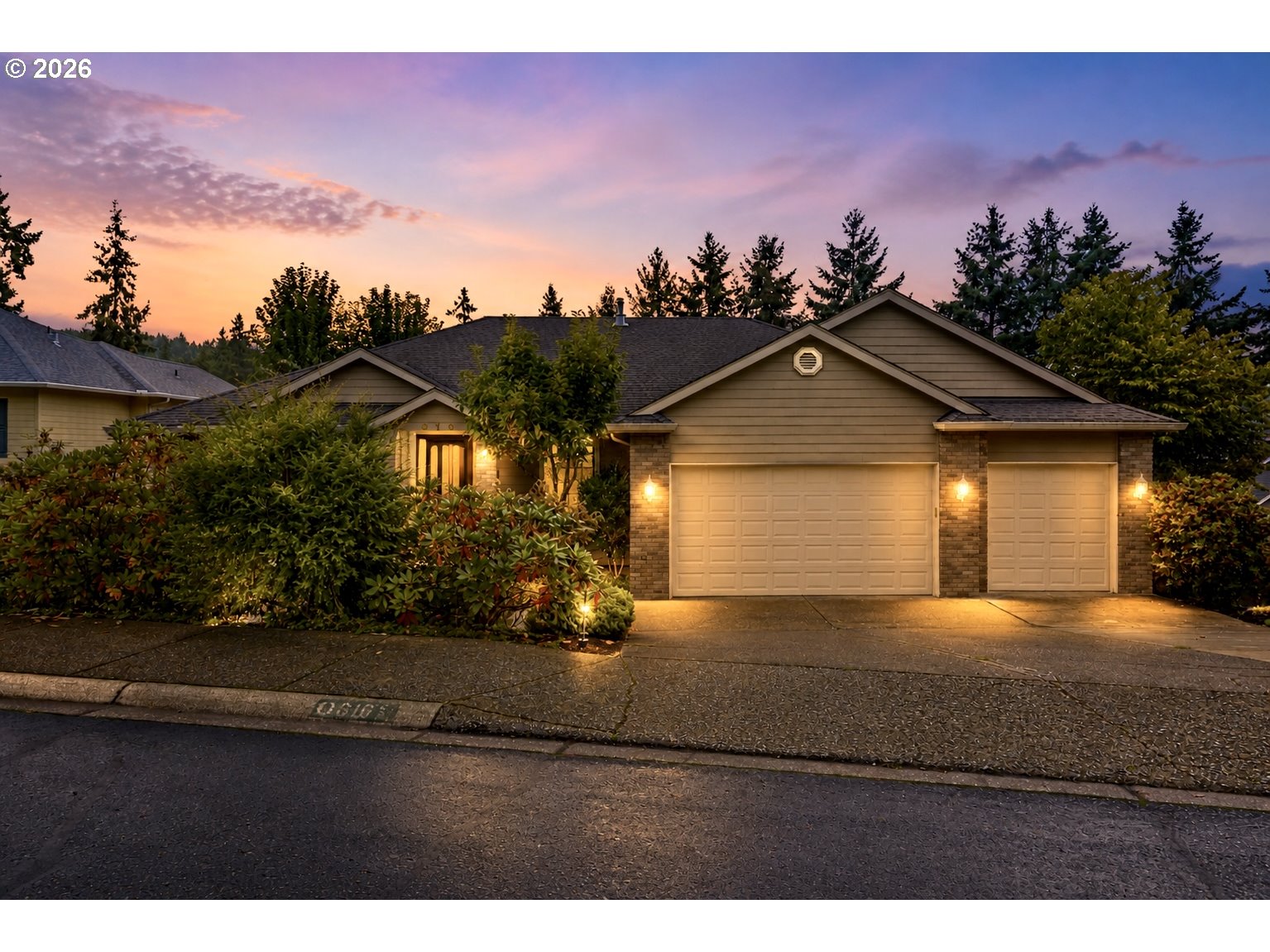 610 HOLLY AVE, CottageGrove, OR 97424