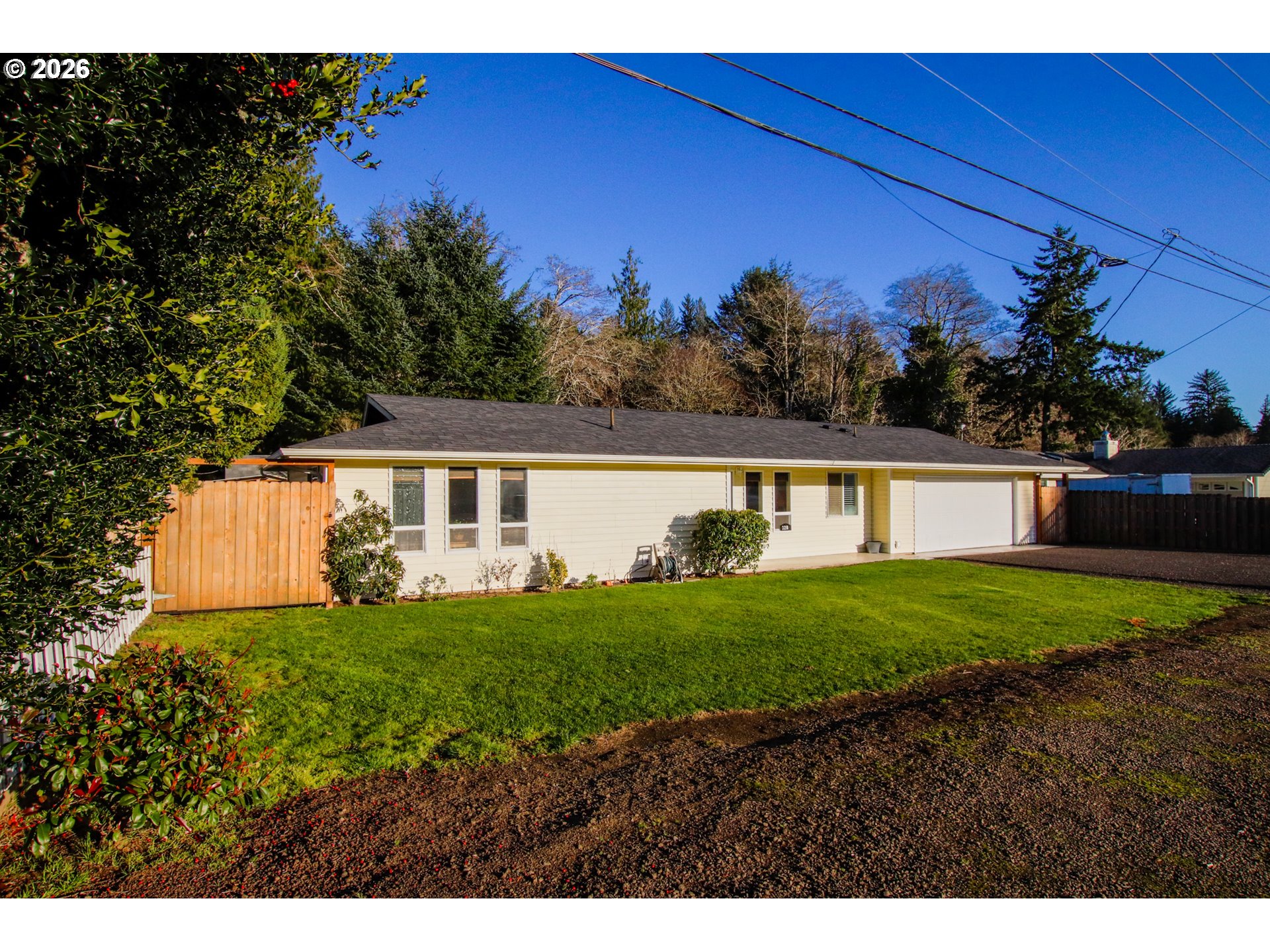 3210 MUNSEL LAKE RD, Florence, OR 97439