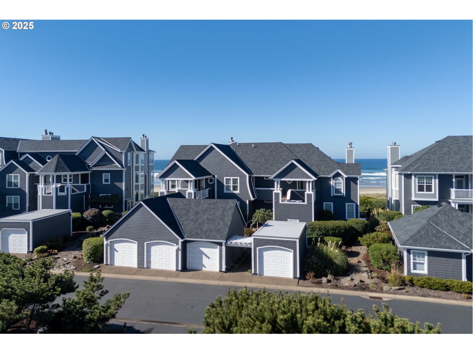 5958 CUPOLA DR, SouthBeach, OR 97366