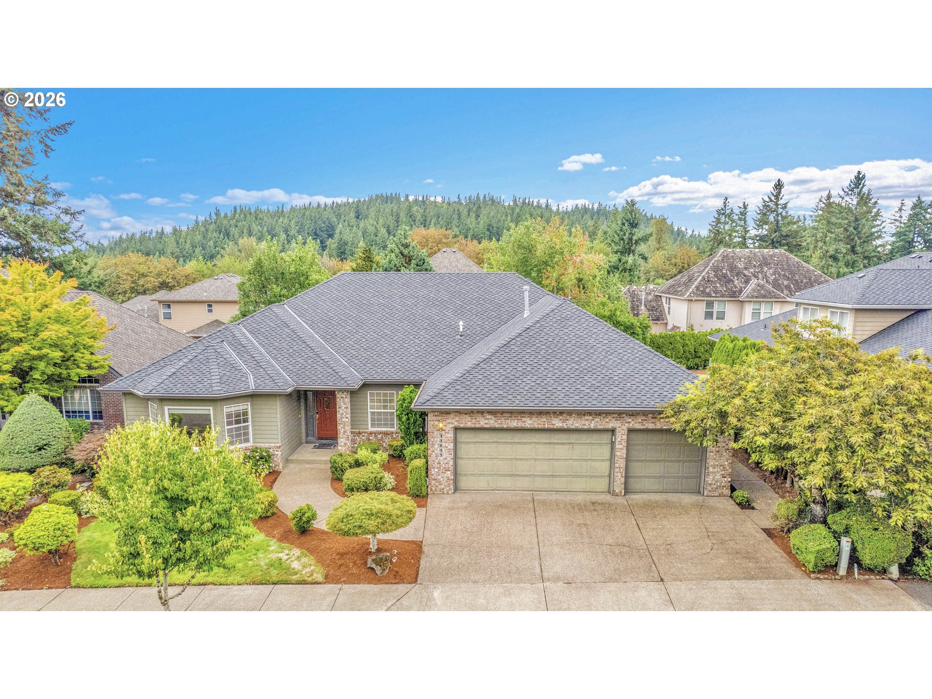 11415 HIGHLAND LOOP, Clackamas, OR 97015