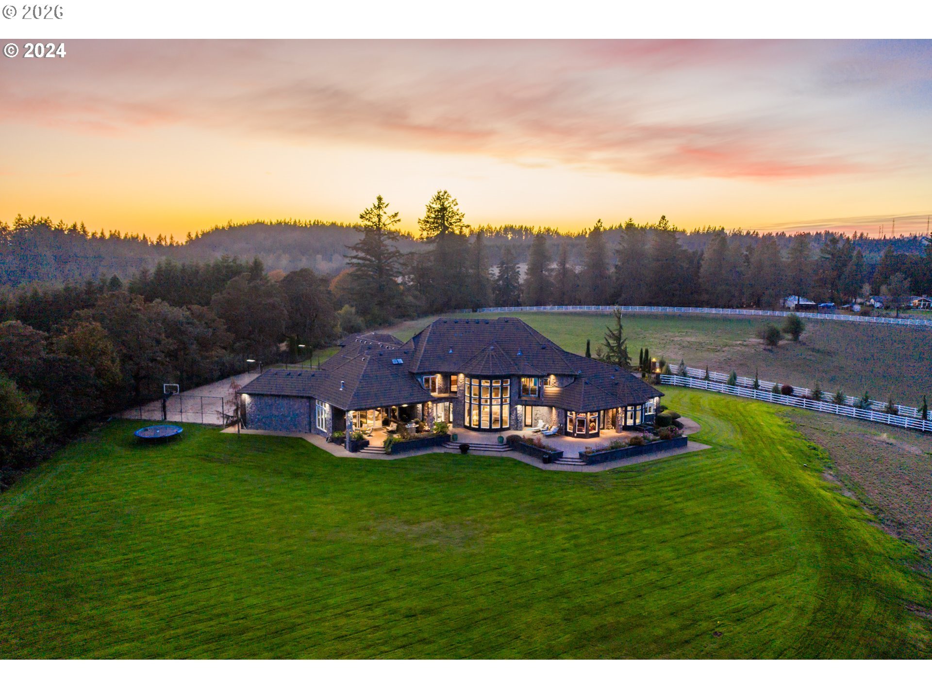 2554 COLE RD, Salem, OR 97306