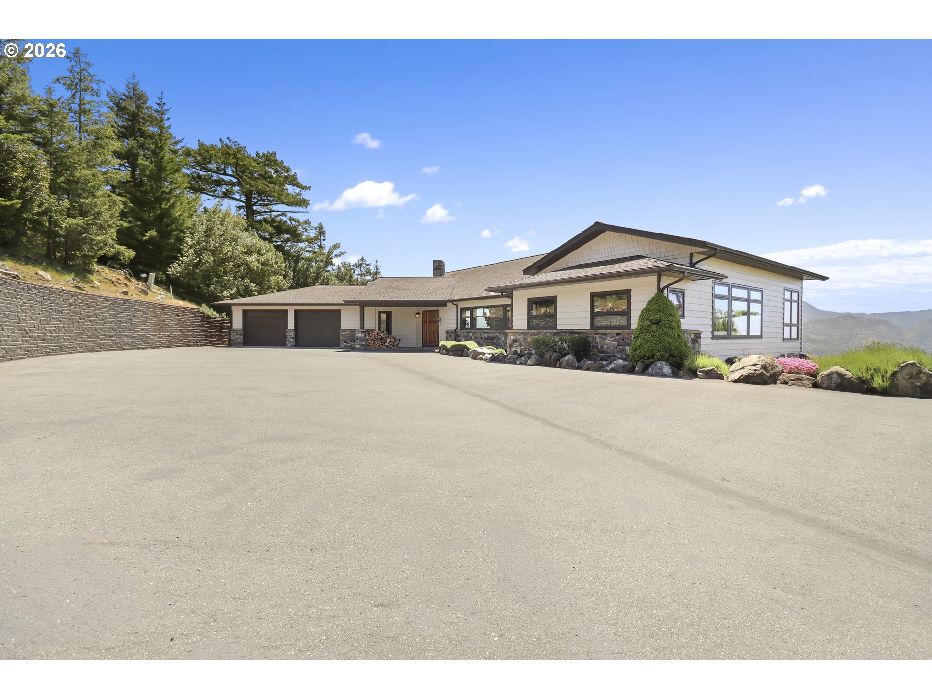 95500 SPIRIT RIDGE RD, GoldBeach, OR 97444