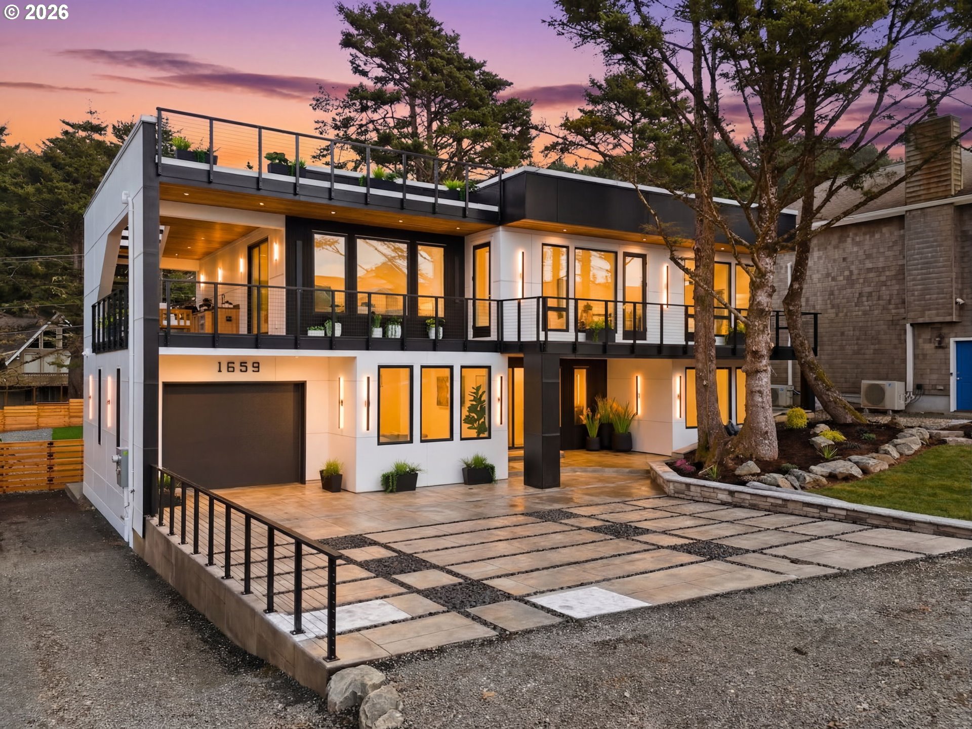 1659 Forest Lawn RD, CannonBeach, OR 97110
