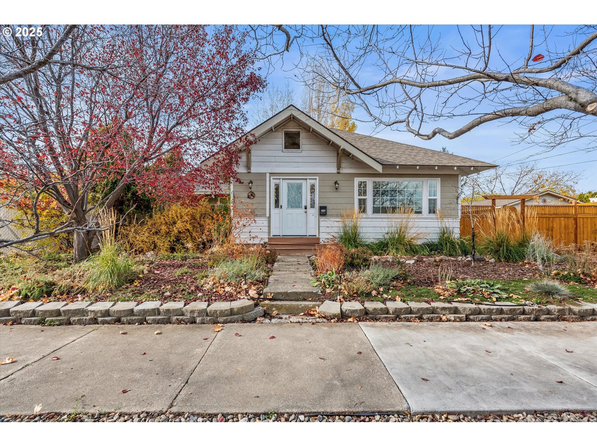 2819 COLLEGE ST, BakerCity, OR 97814