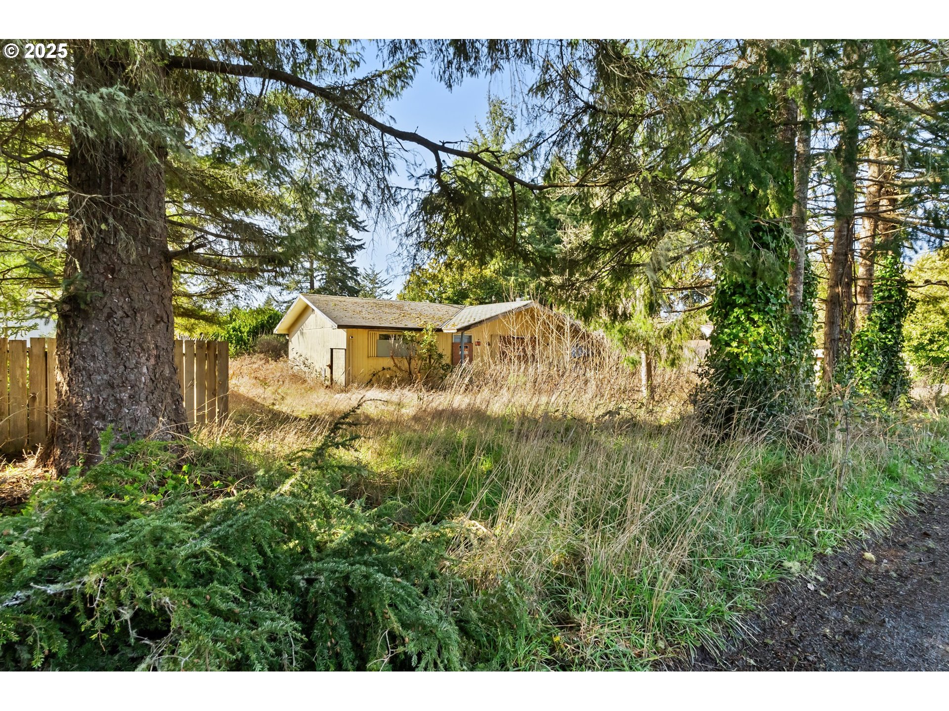 63528 OLIVE RD, CoosBay, OR 97420