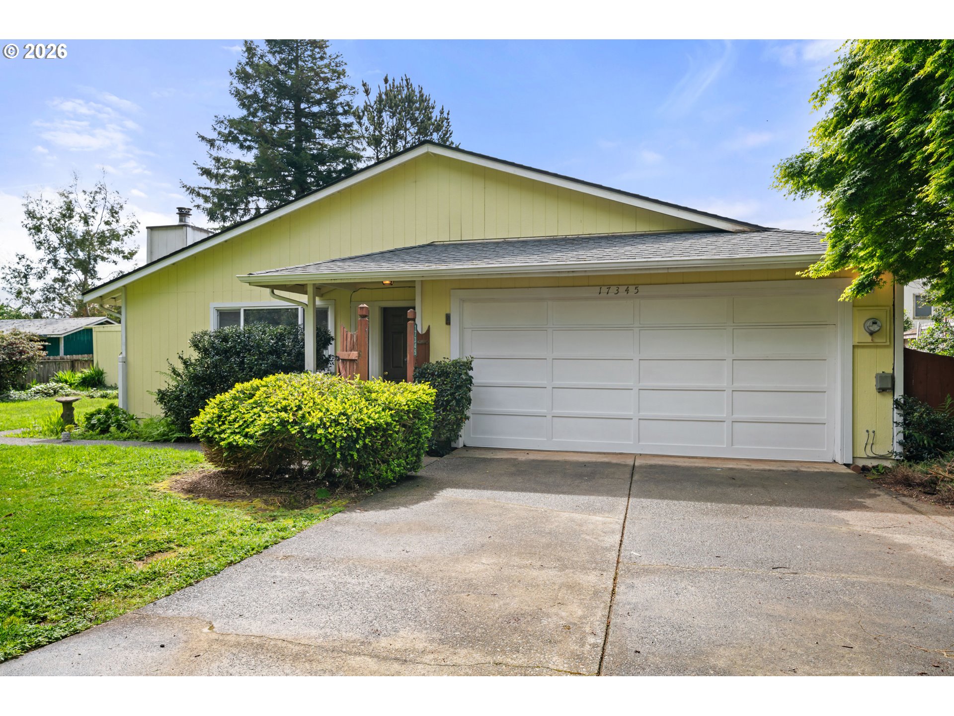 17345 BLUEBERRY DR, Brookings, OR 97415