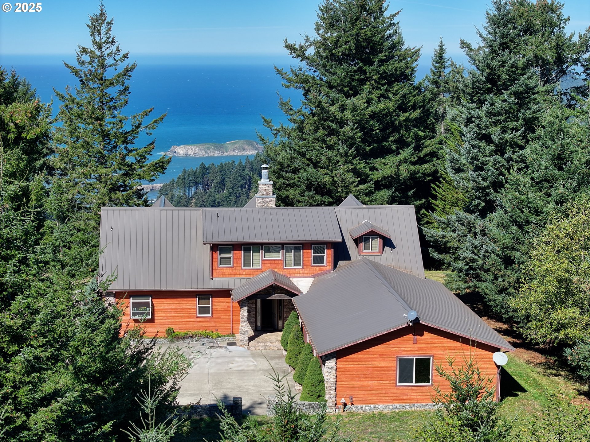 25500 CAPE VIEW LOOP, GoldBeach, OR 97444