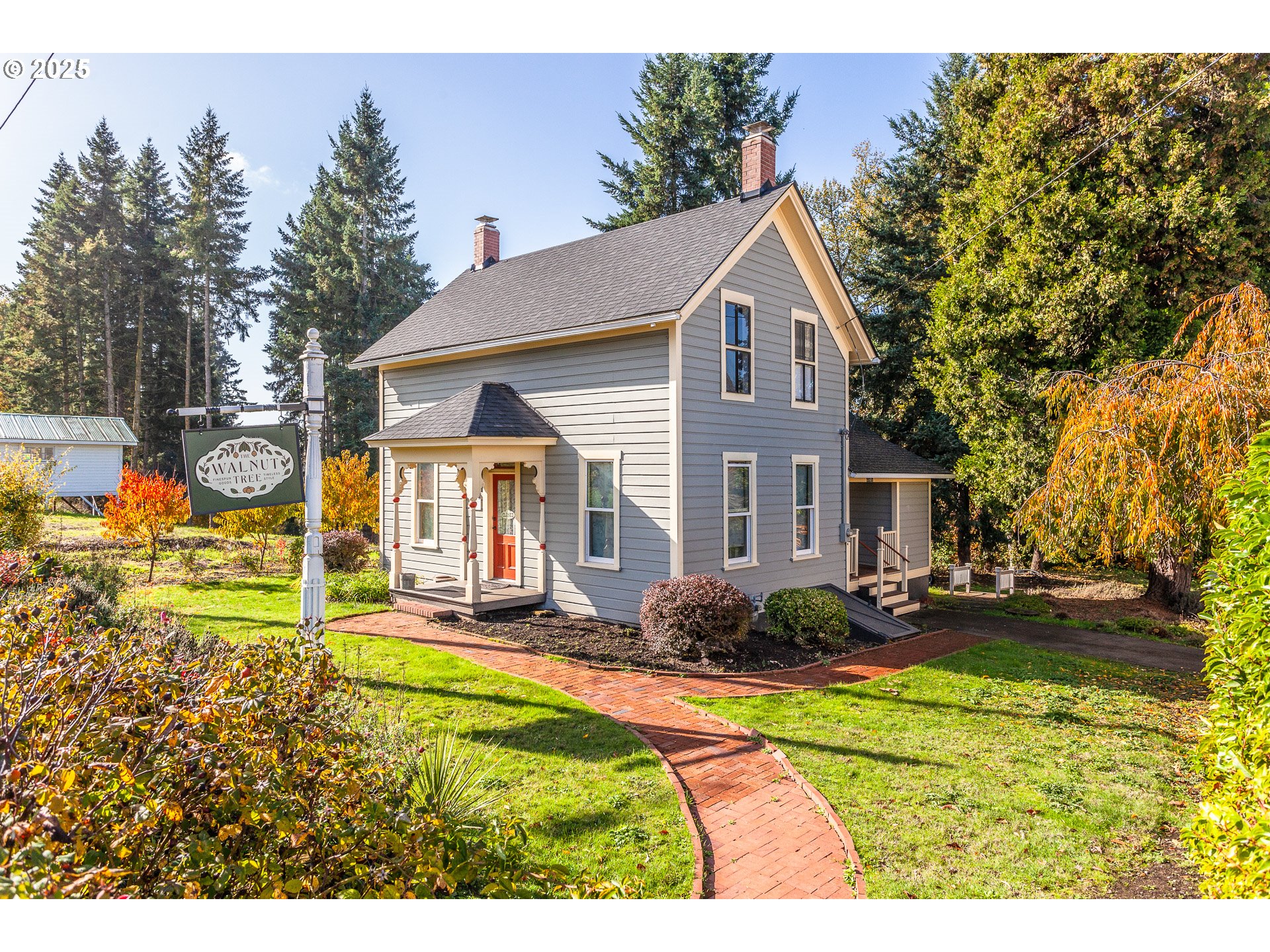 21497 HIGHWAY 99E, Aurora, OR 97002