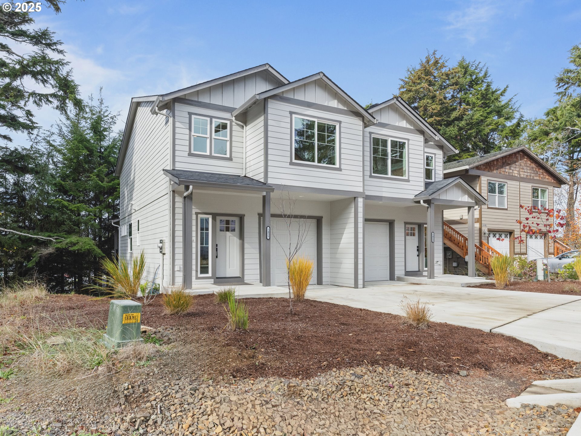 1455 MARINE AVE, LincolnCity, OR 97367