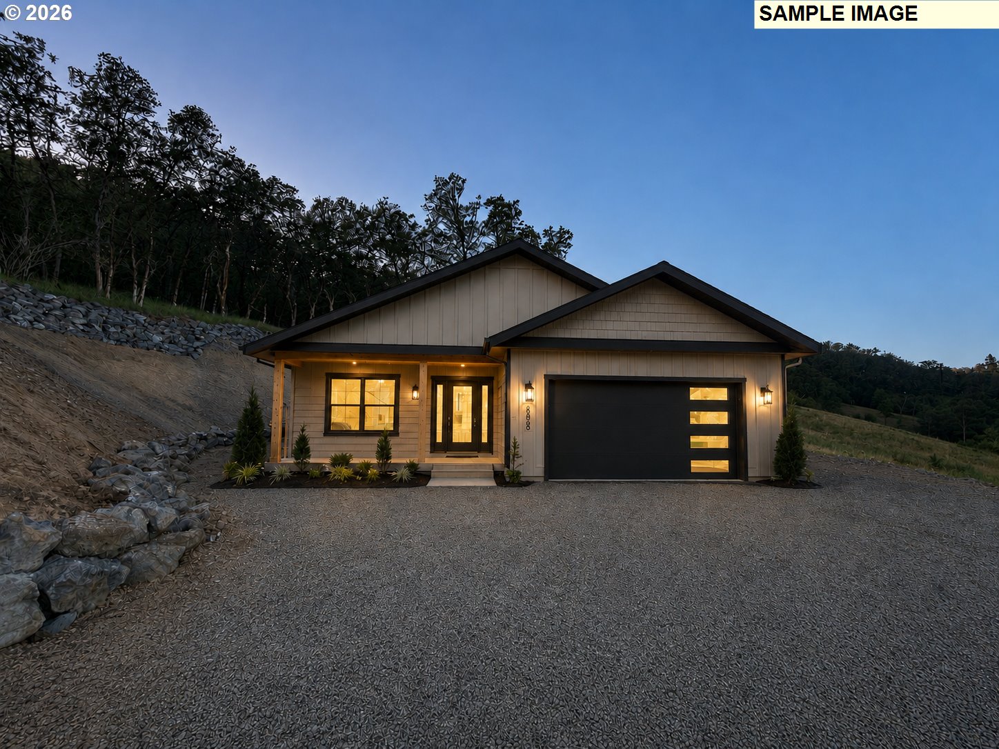 996 EAGLES VIEW DR, Roseburg, OR 97470