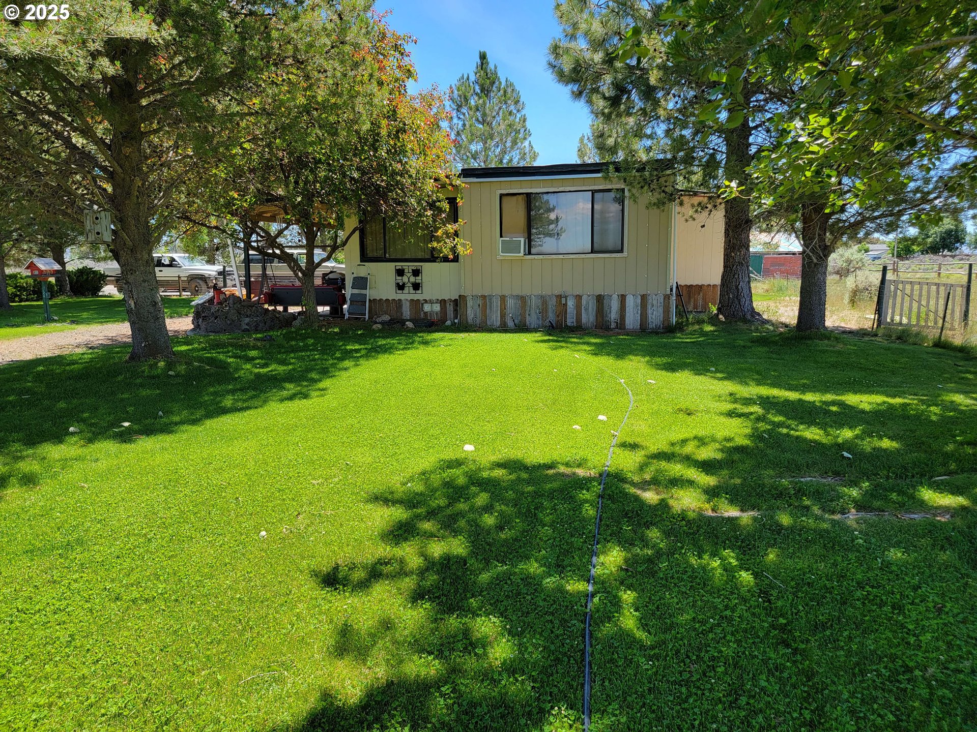 57580 FALL RD, ChristmasValley, OR 97641