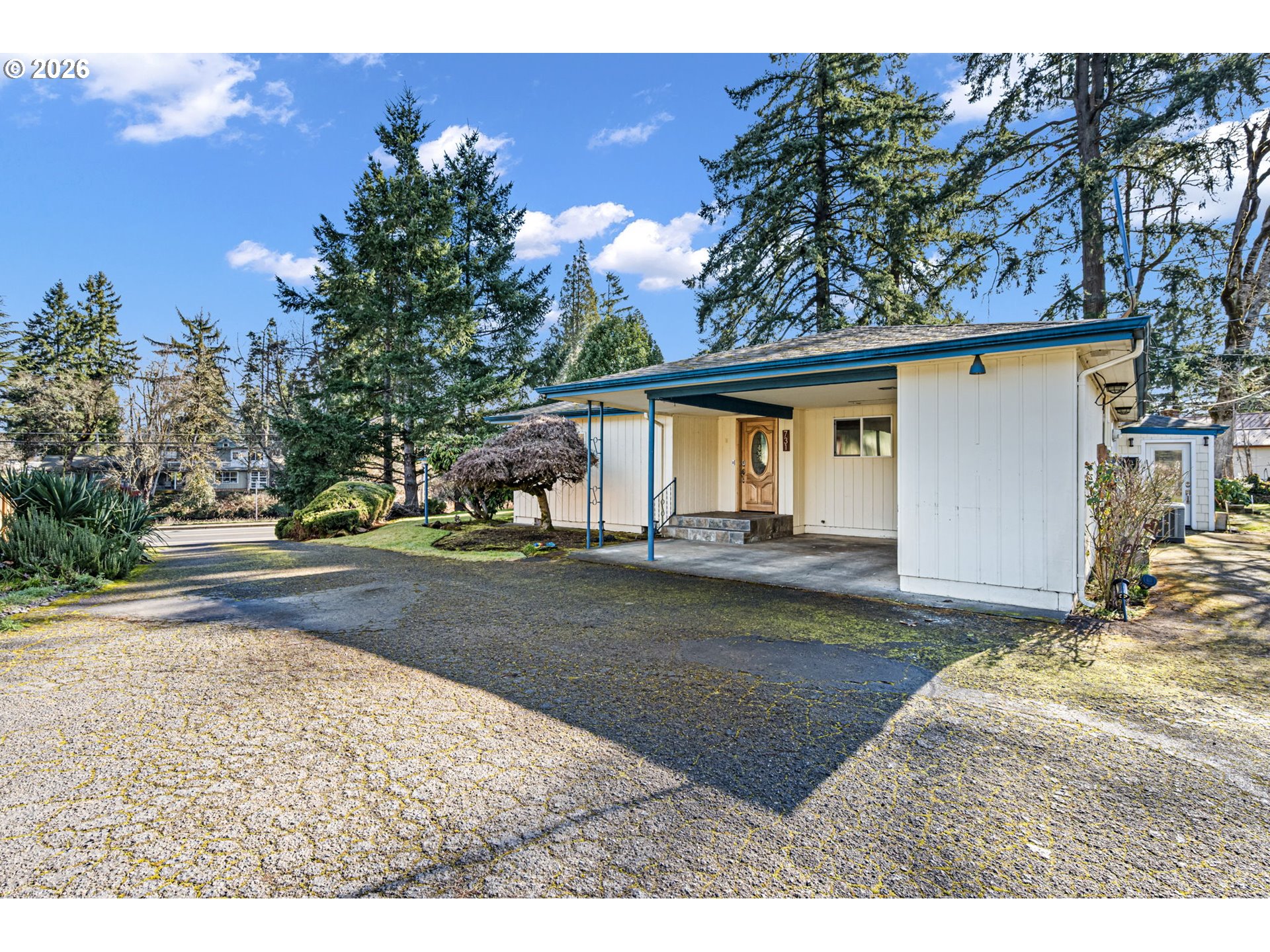 731 RIVER RD, CottageGrove, OR 97424