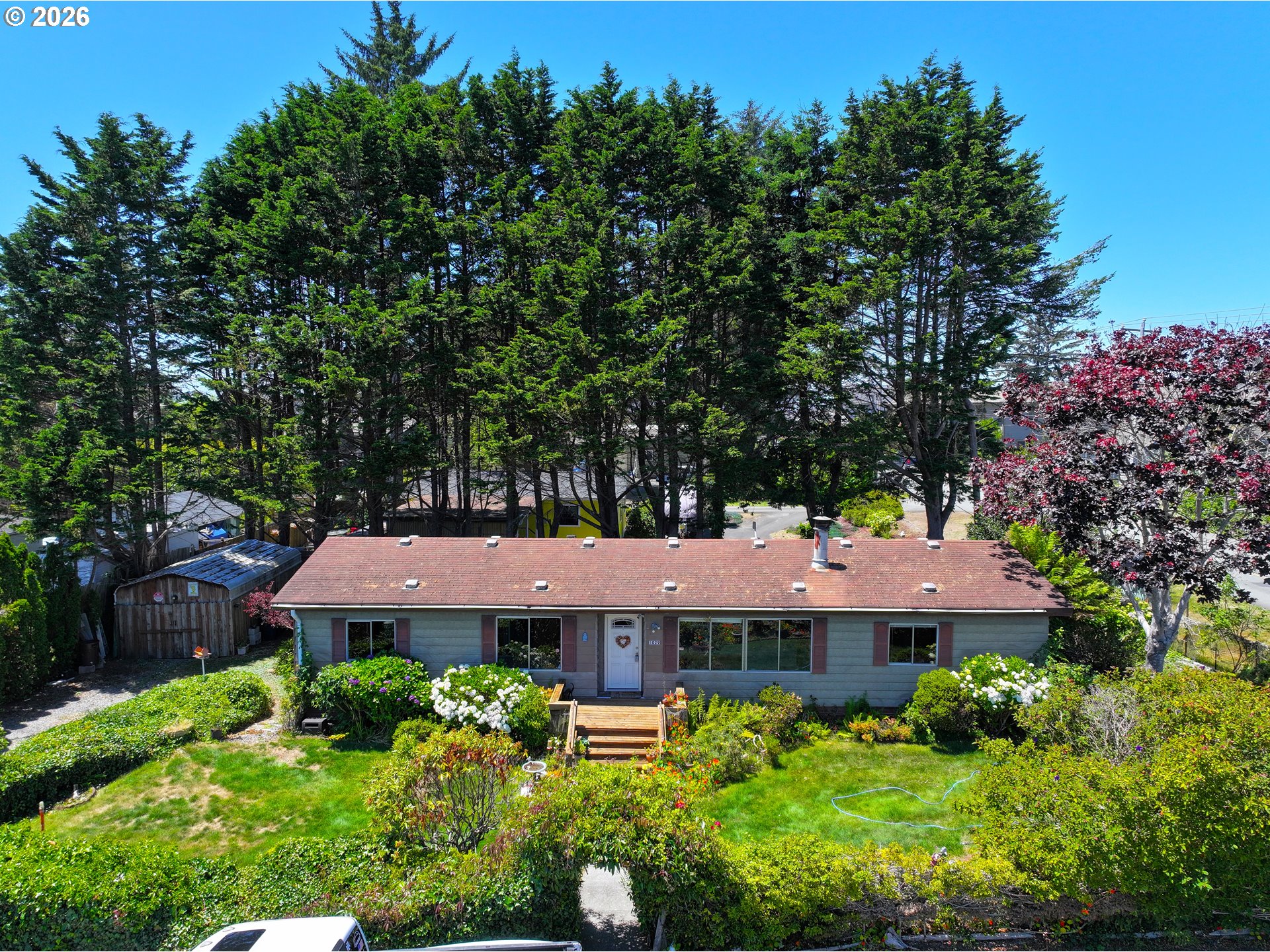 1029 FIFIELD ST, Brookings, OR 97415