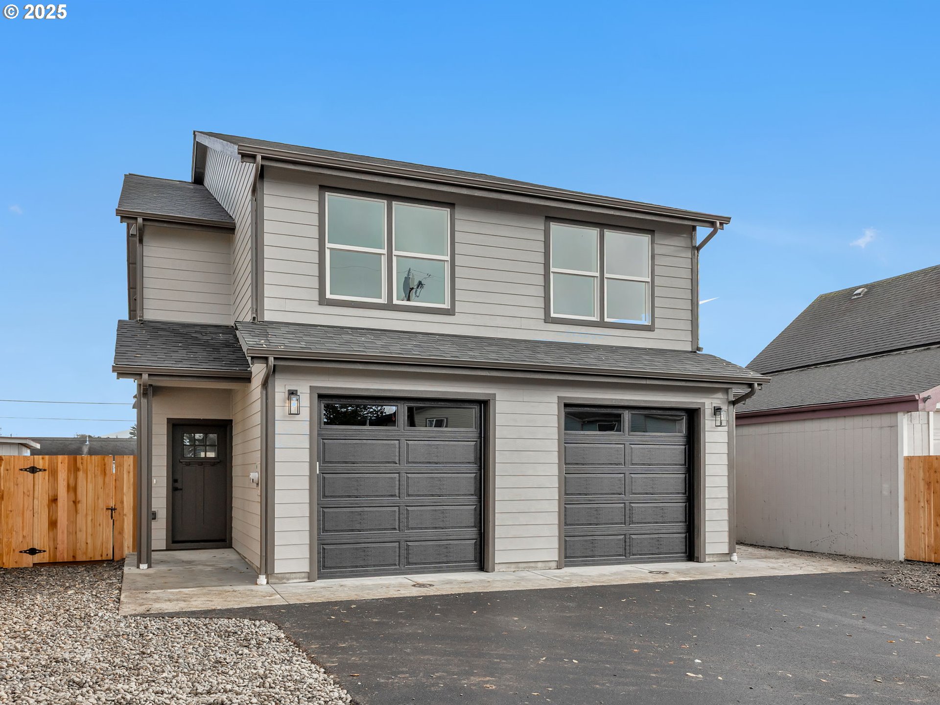 120 ALDER CT, Warrenton, OR 97146